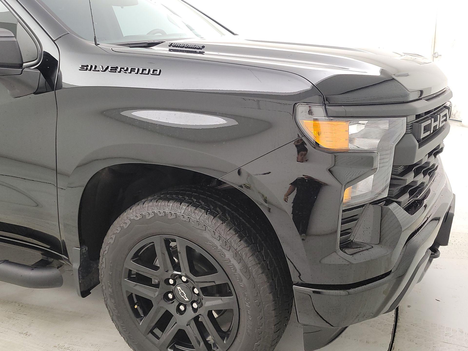 Thumbnail: 2025 Chevrolet Silverado 1500 - 1