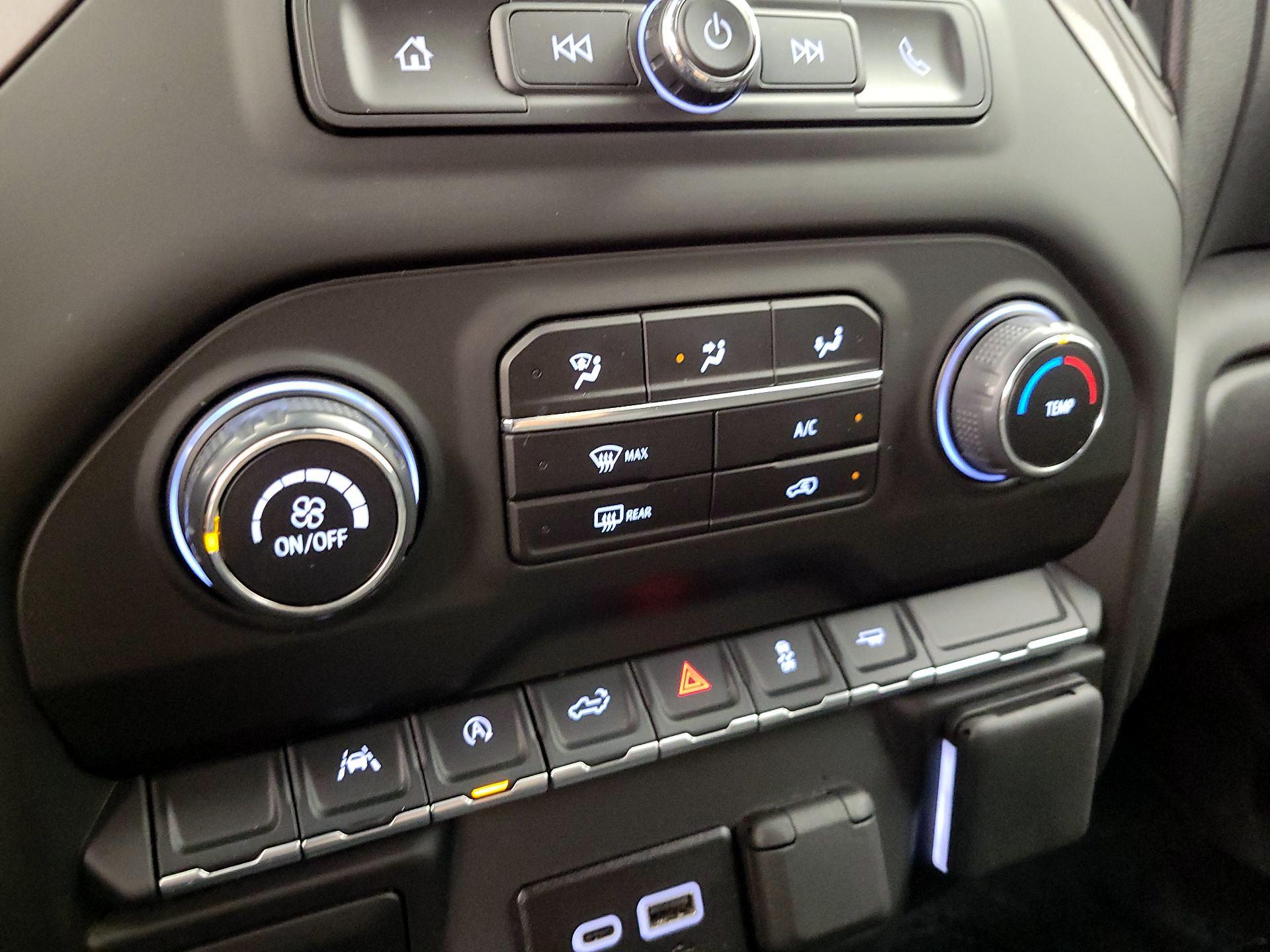 Thumbnail: 2025 Chevrolet Silverado 1500 - 14