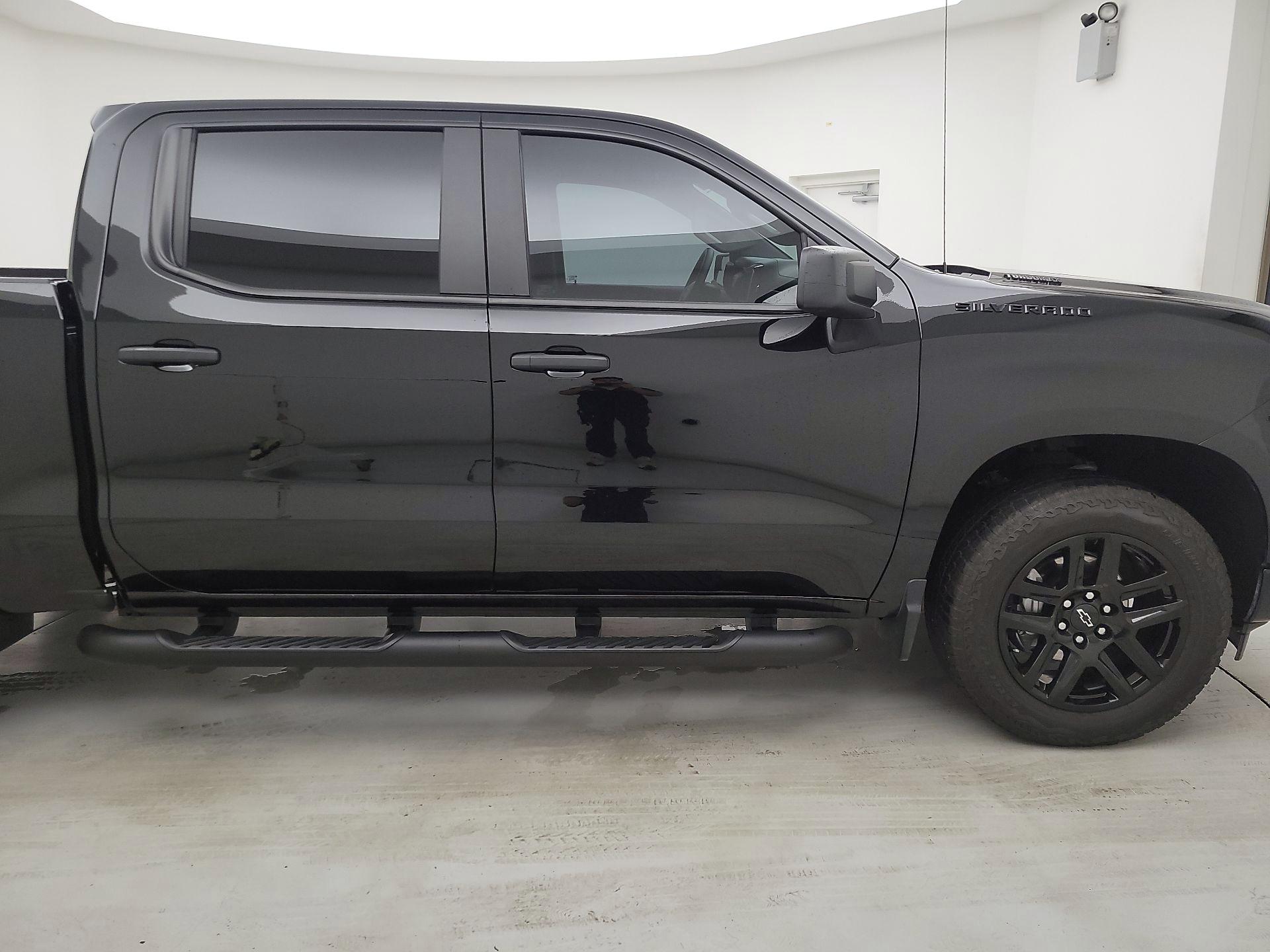 Thumbnail: 2025 Chevrolet Silverado 1500 - 4