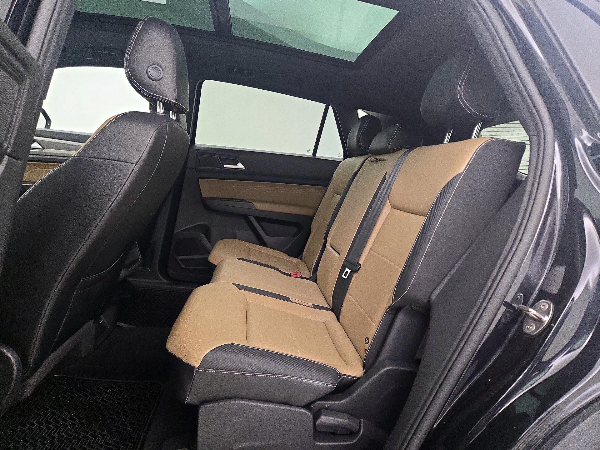 Thumbnail: 2022 Volkswagen Atlas - 20