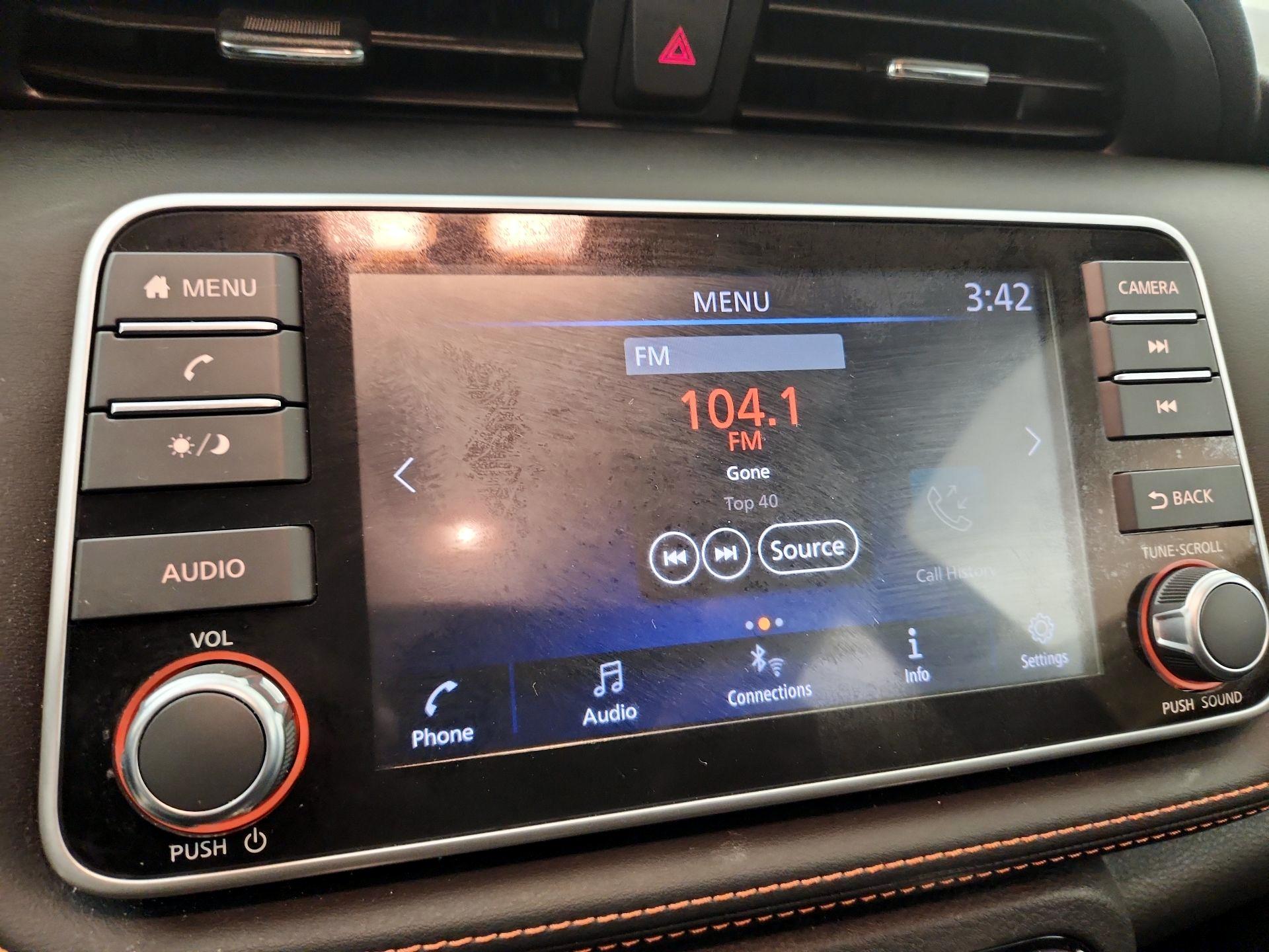 Thumbnail: 2020 Nissan Kicks - 15