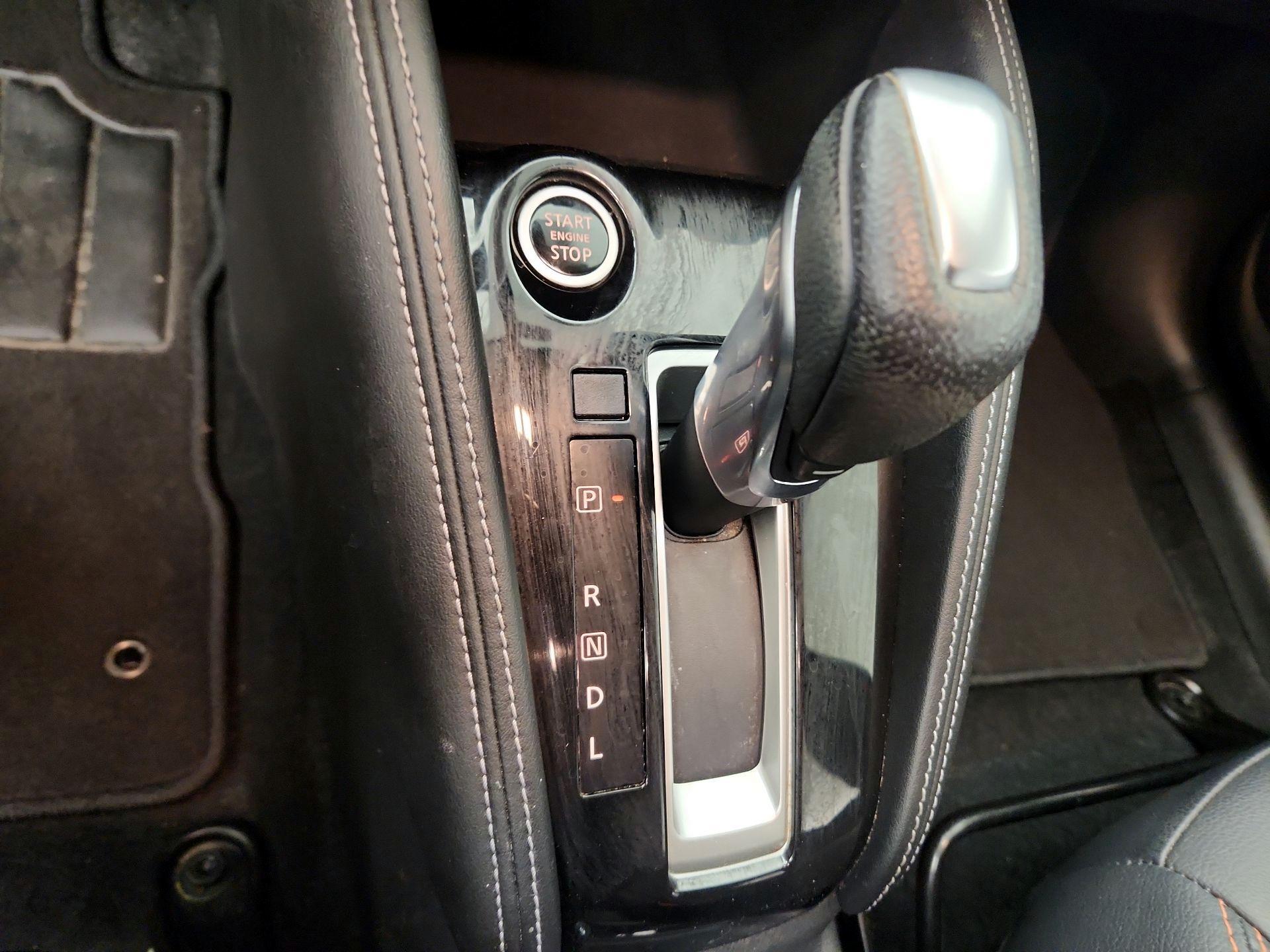 Thumbnail: 2020 Nissan Kicks - 17