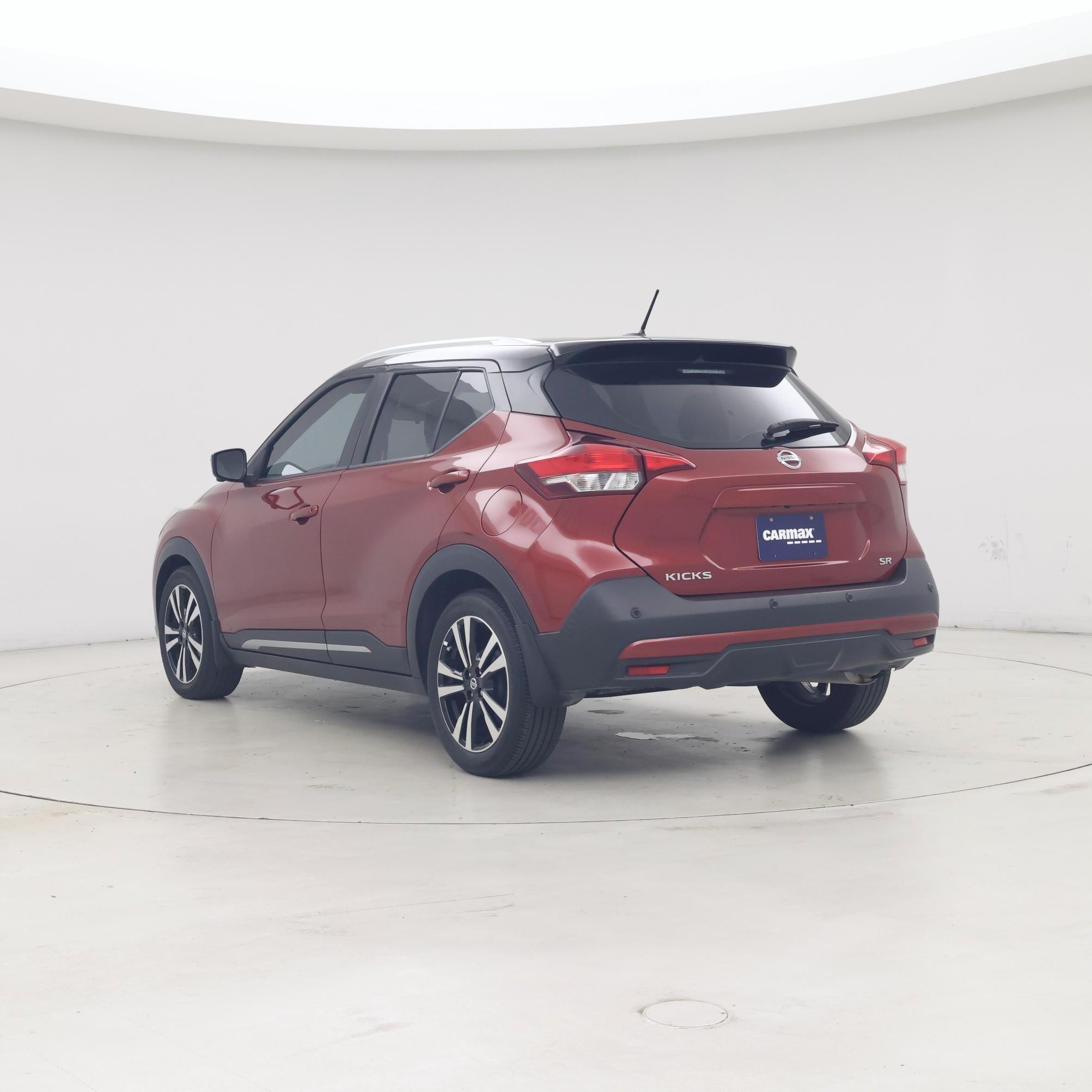 Thumbnail: 2020 Nissan Kicks - 2