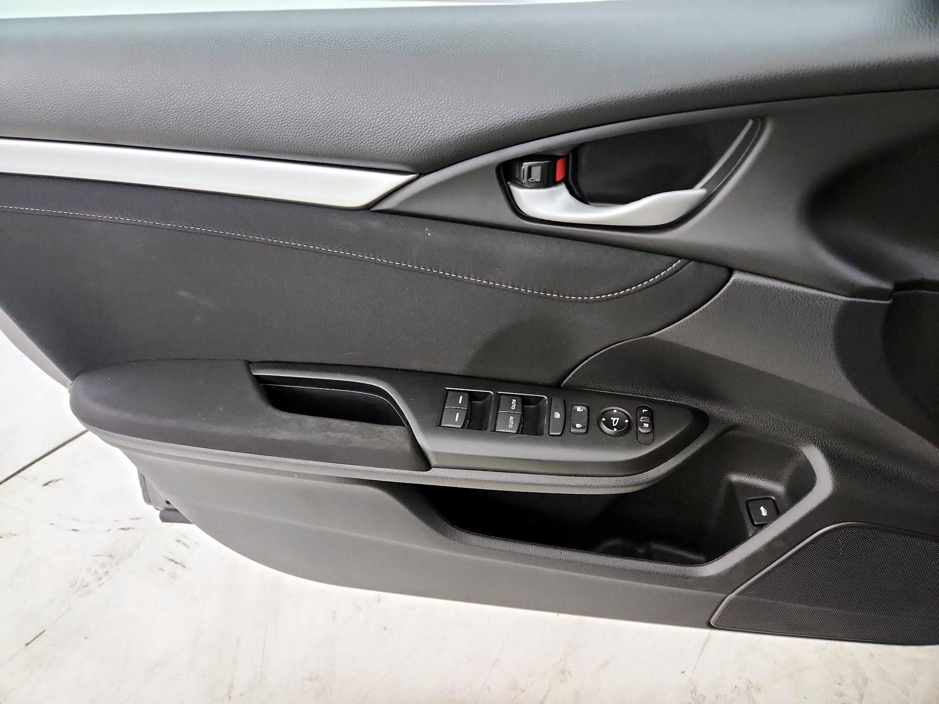 Thumbnail: 2021 Honda Civic - 12