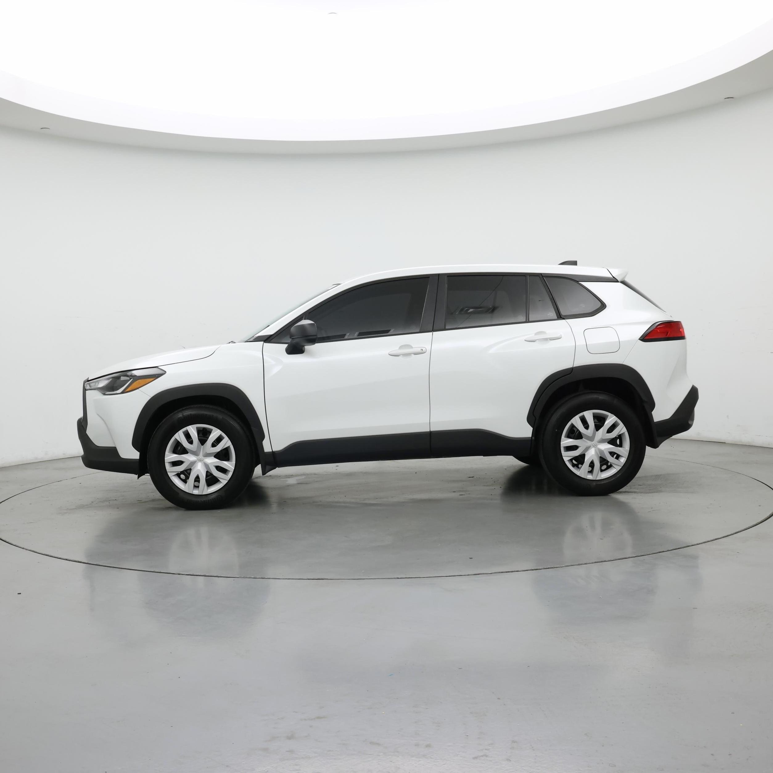 Thumbnail: 2023 Toyota Corolla Cross - 3