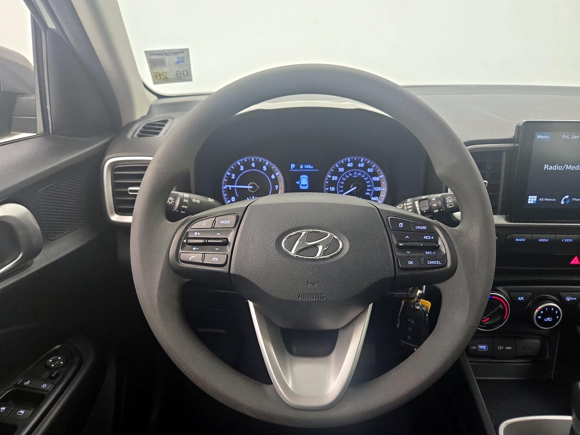 Thumbnail: 2022 Hyundai Venue - 10