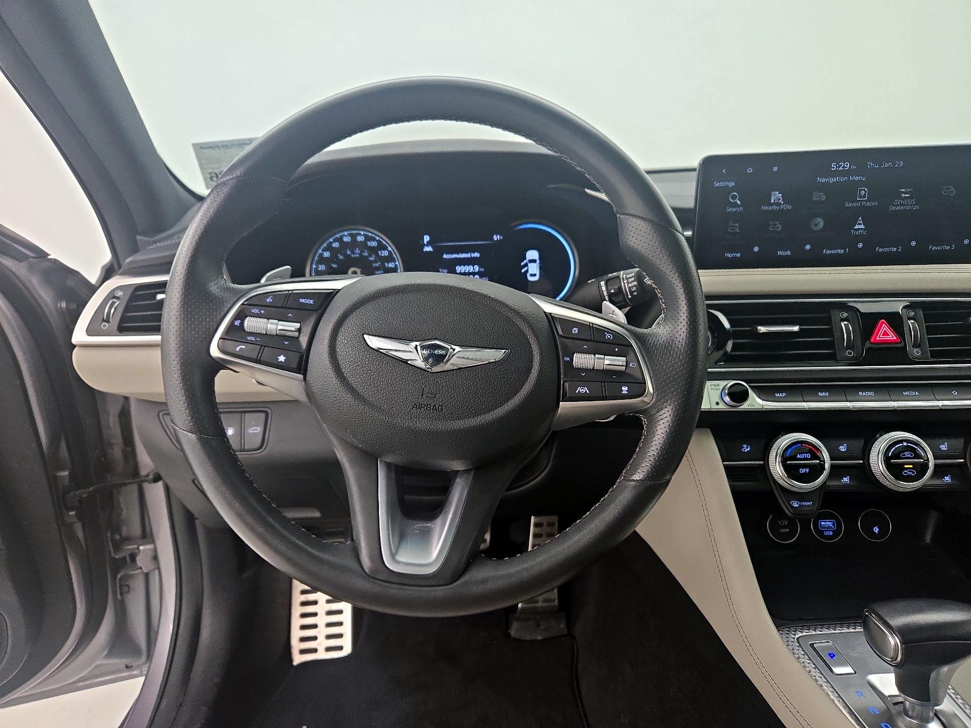 Thumbnail: 2023 Genesis G70 - 10