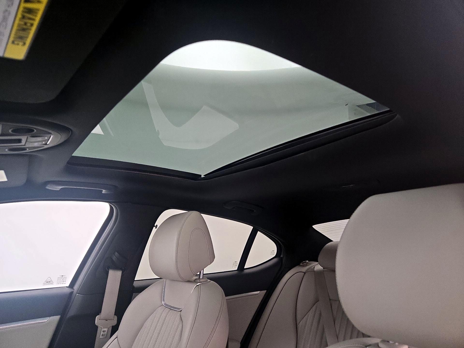 Thumbnail: 2023 Genesis G70 - 20