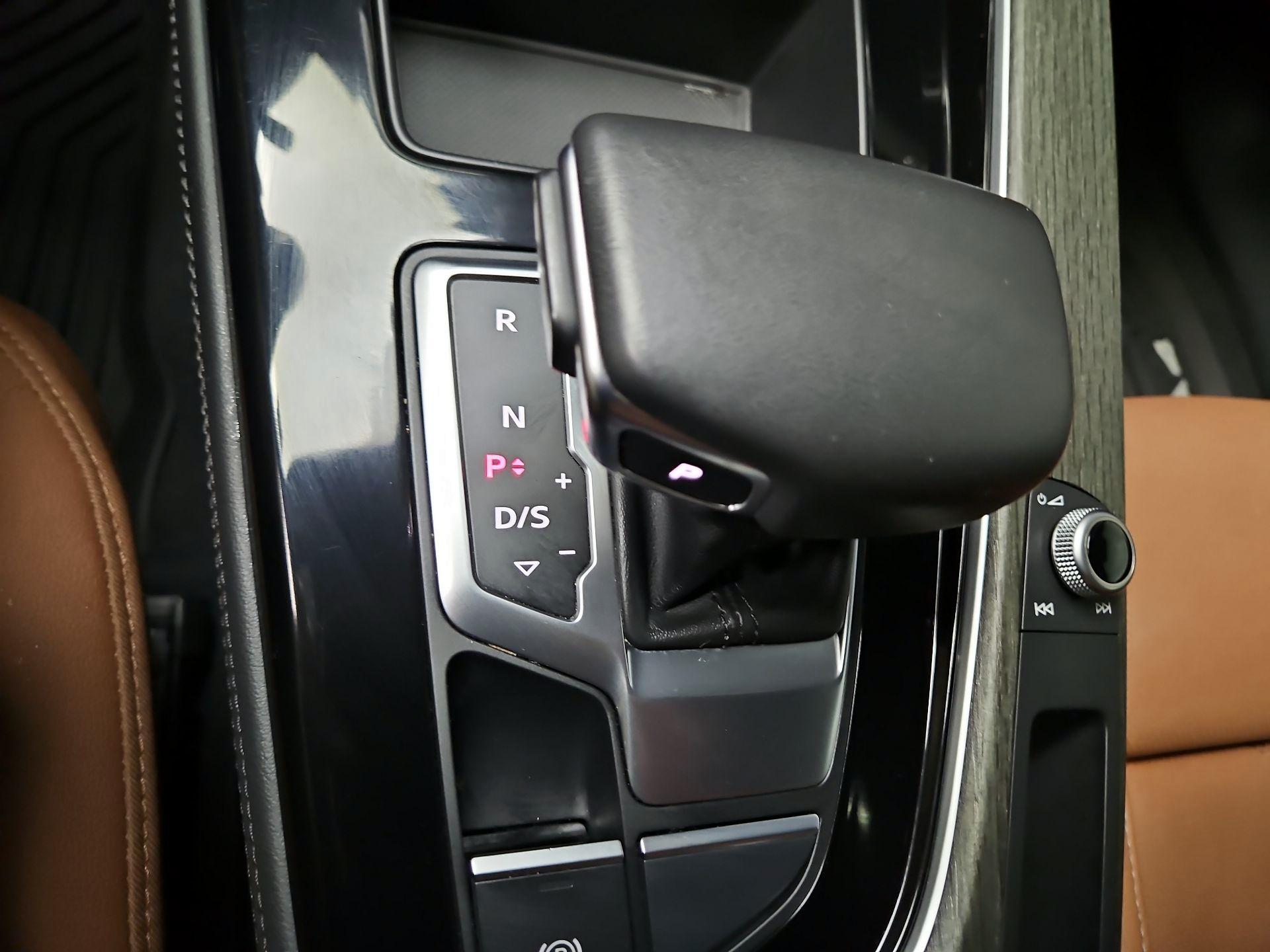 Thumbnail: 2024 Audi A4 - 17