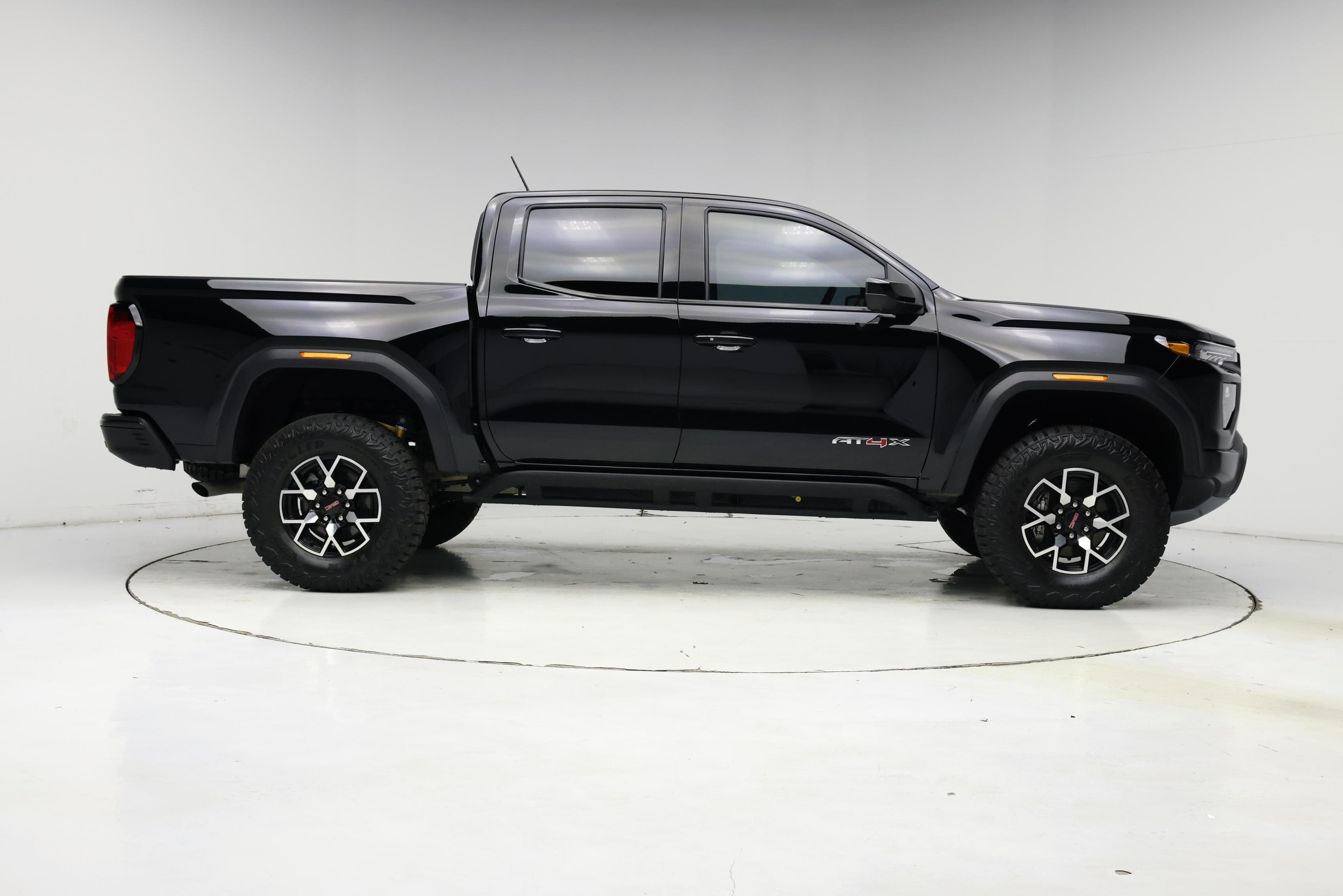 Thumbnail: 2026 GMC Canyon - 7