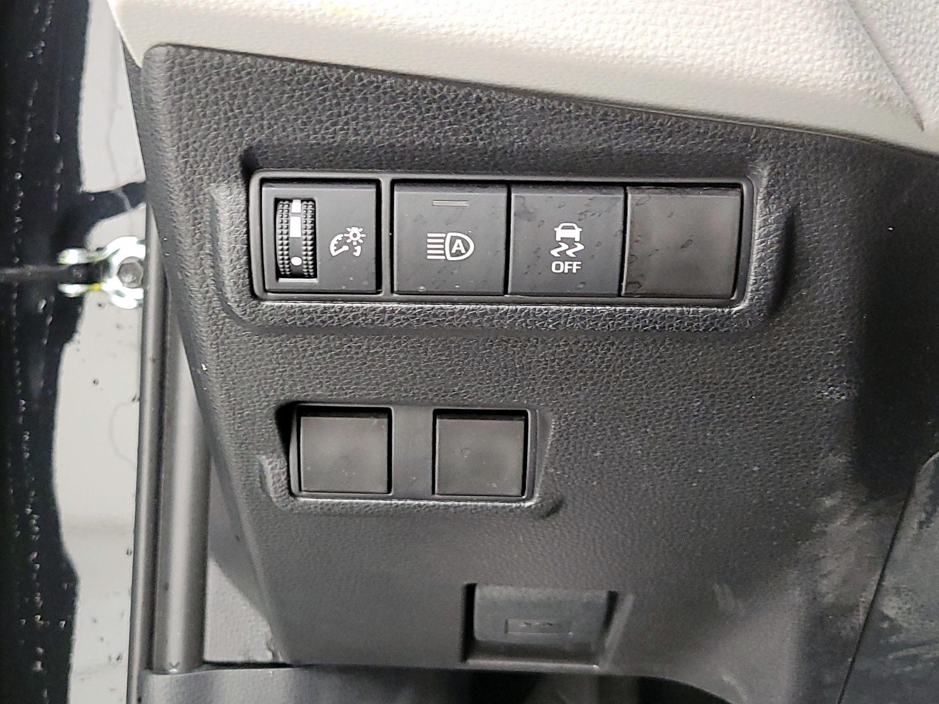 Thumbnail: 2026 Toyota Corolla Cross - 11