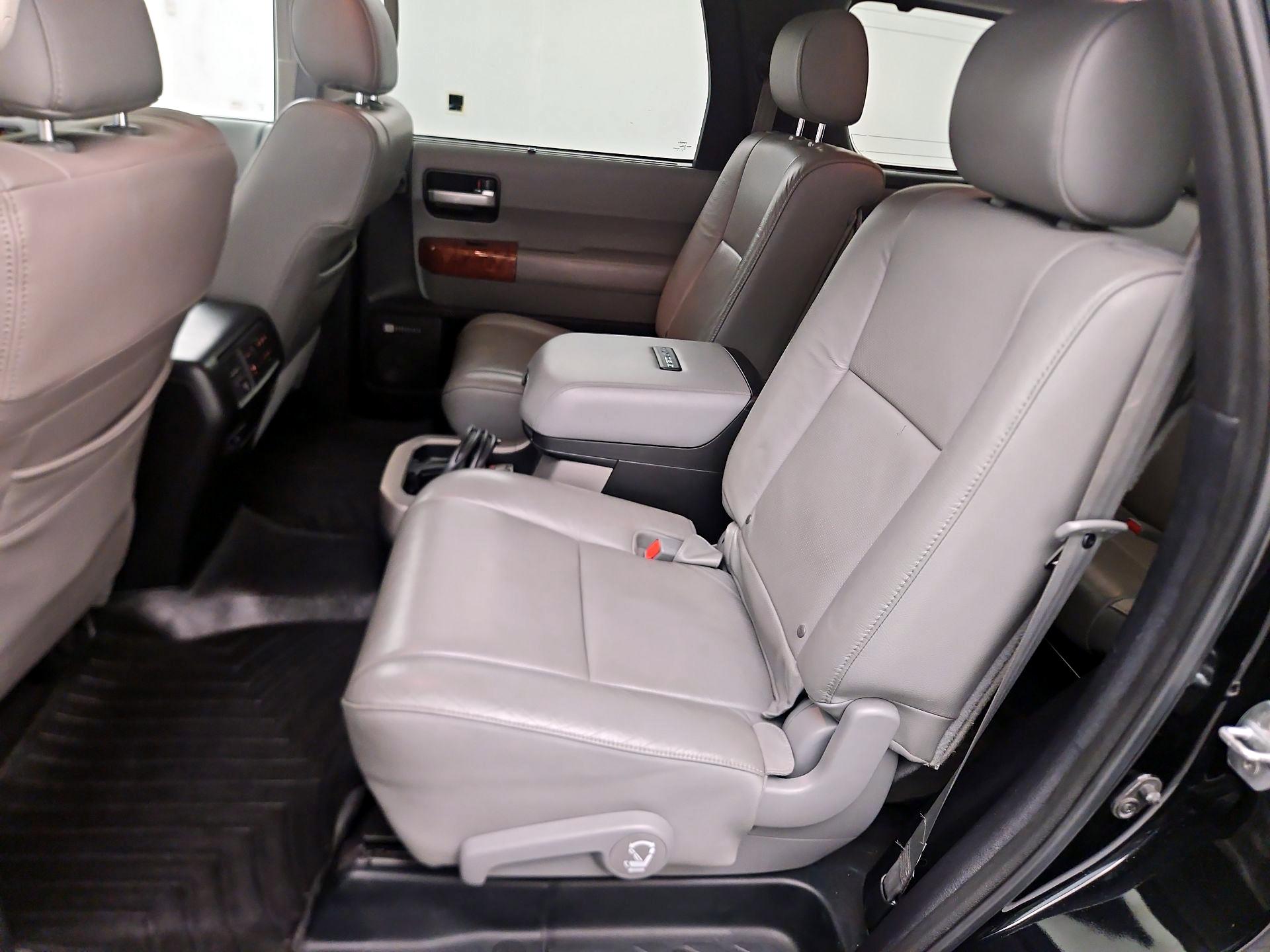 Thumbnail: 2020 Toyota Sequoia - 19