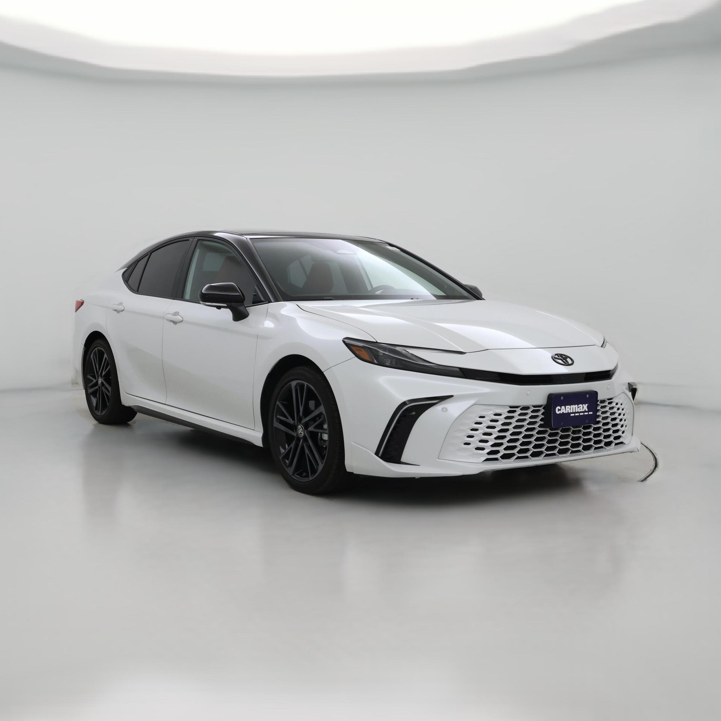 Thumbnail: 2025 Toyota Camry - 1