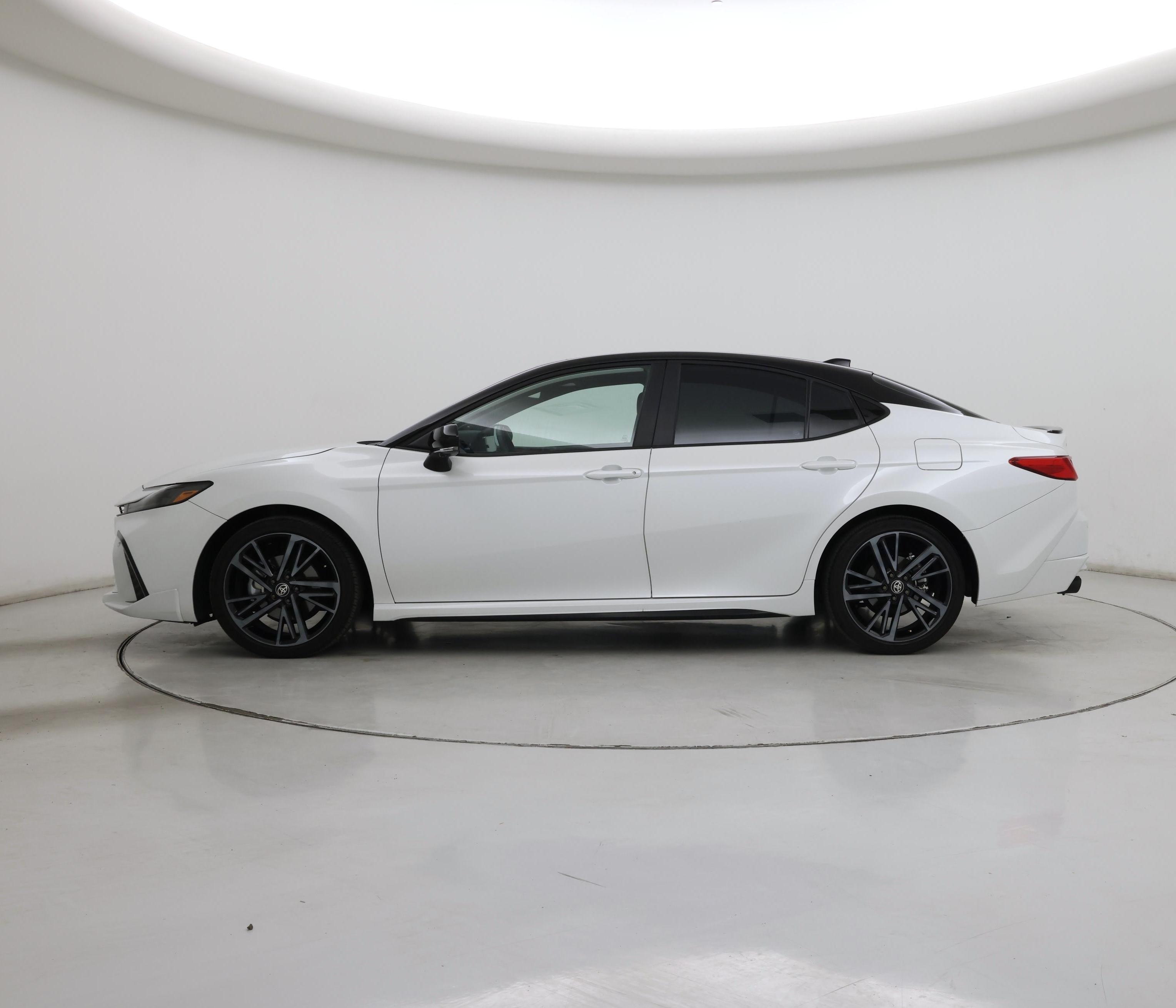 Thumbnail: 2025 Toyota Camry - 3