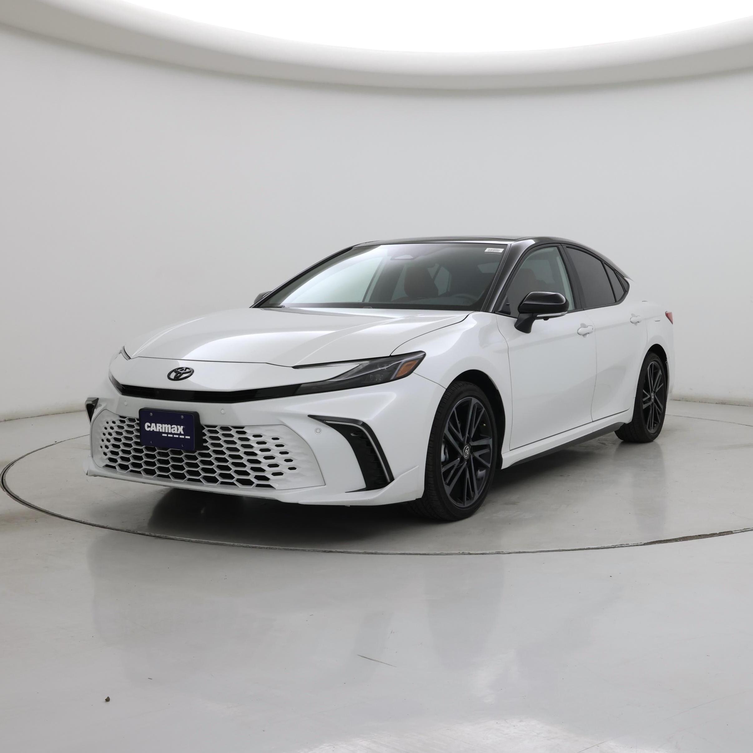 Thumbnail: 2025 Toyota Camry - 4