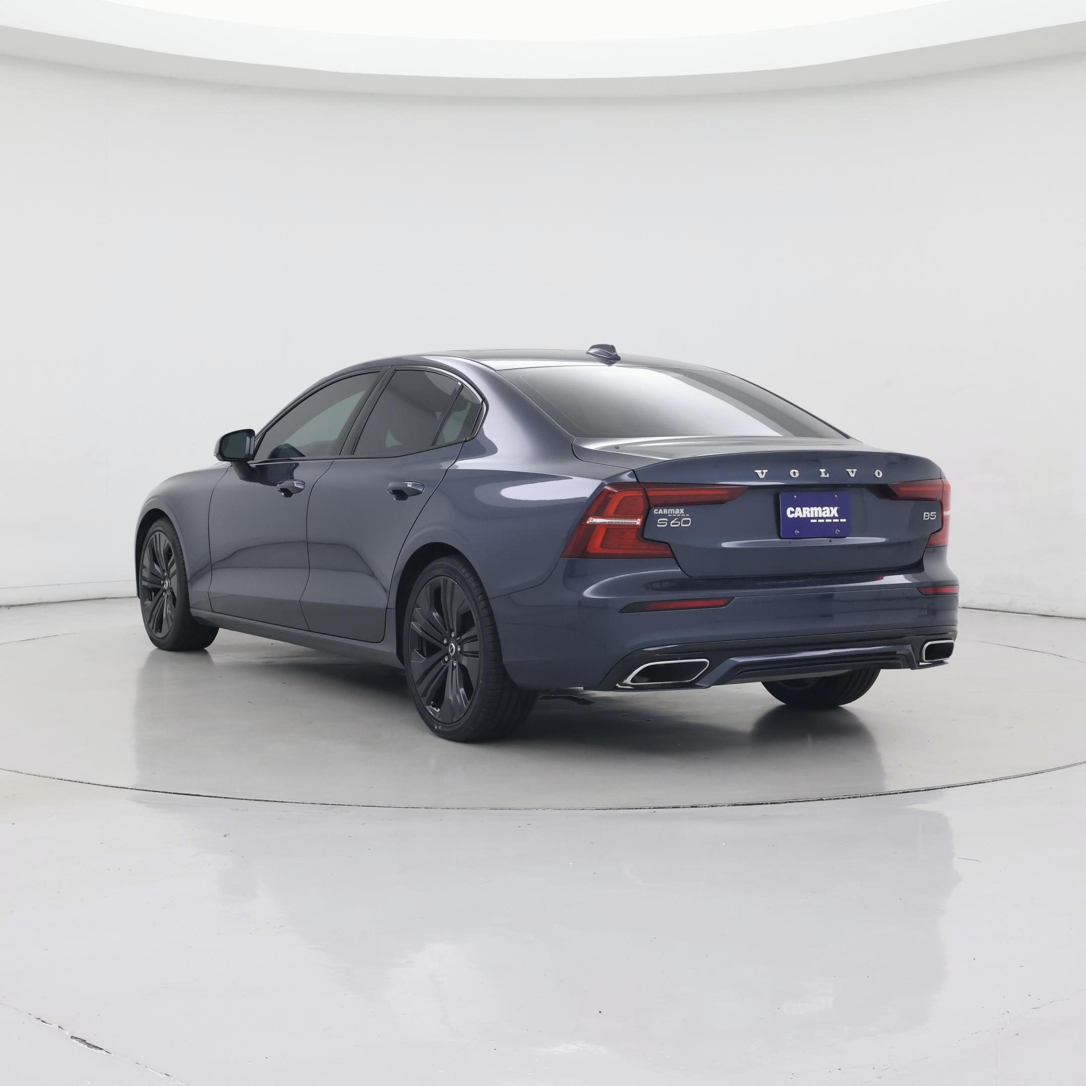 Thumbnail: 2022 Volvo S60 - 2