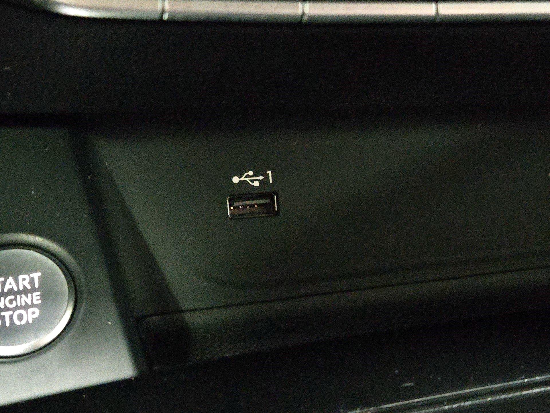 Thumbnail: 2020 Audi A5 - 16