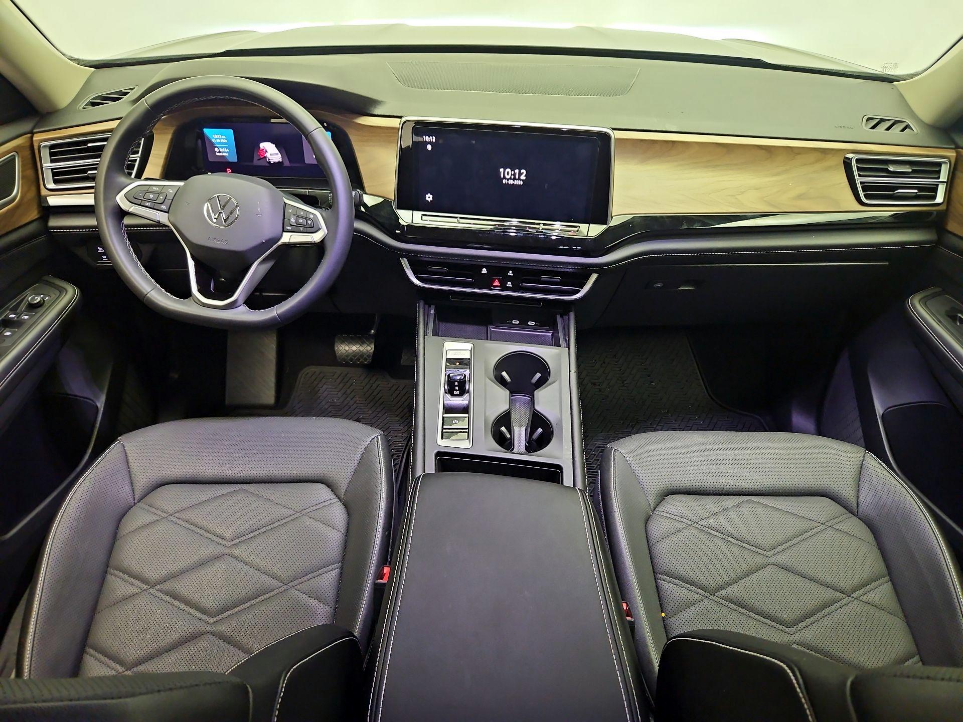 Thumbnail: 2024 Volkswagen Atlas - 9