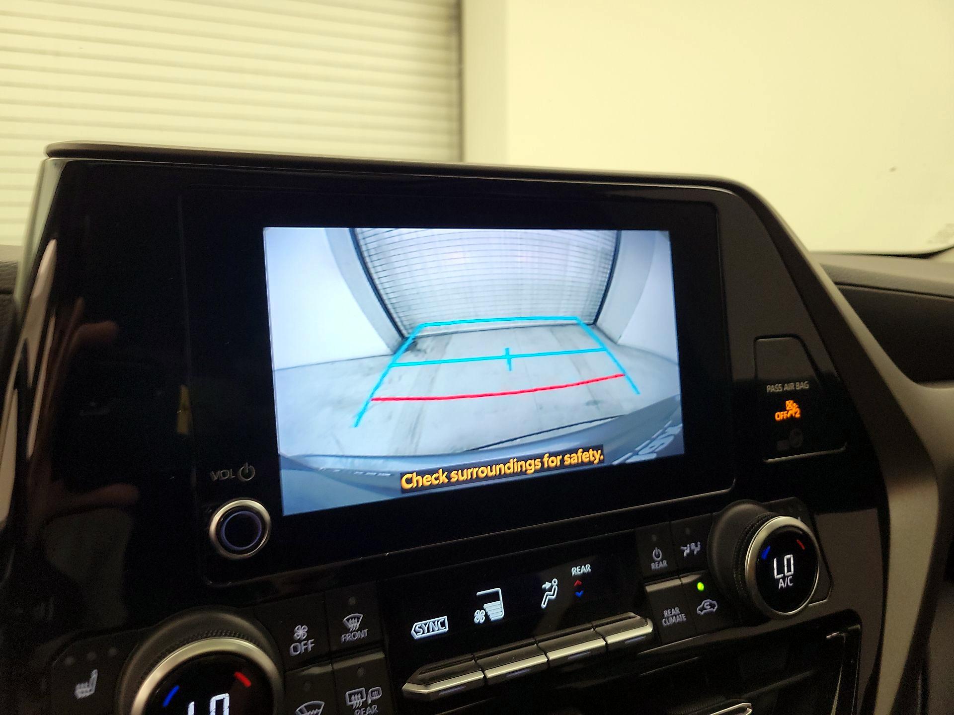 Thumbnail: 2023 Toyota Highlander - 12