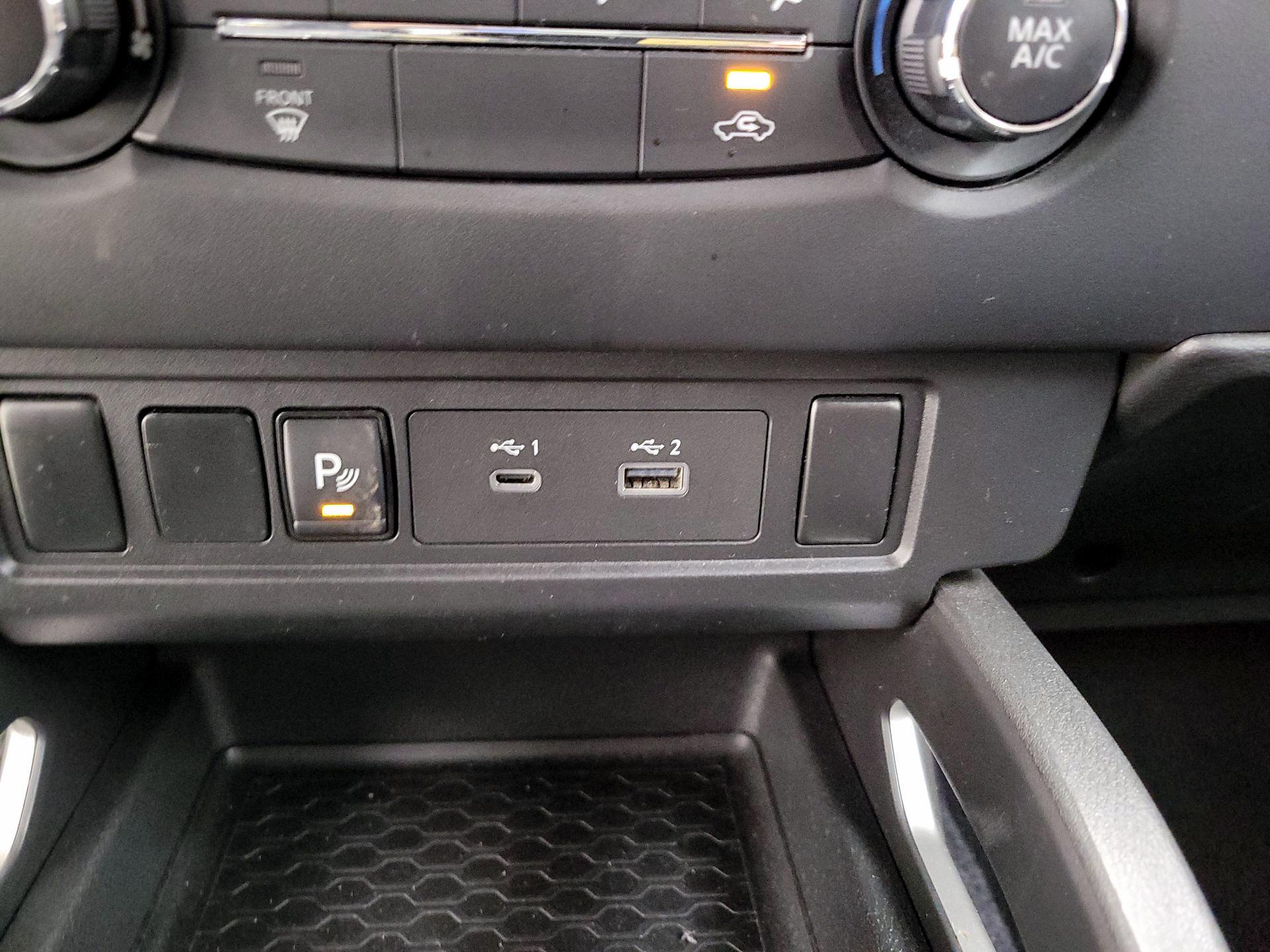 Thumbnail: 2024 Nissan Frontier - 16