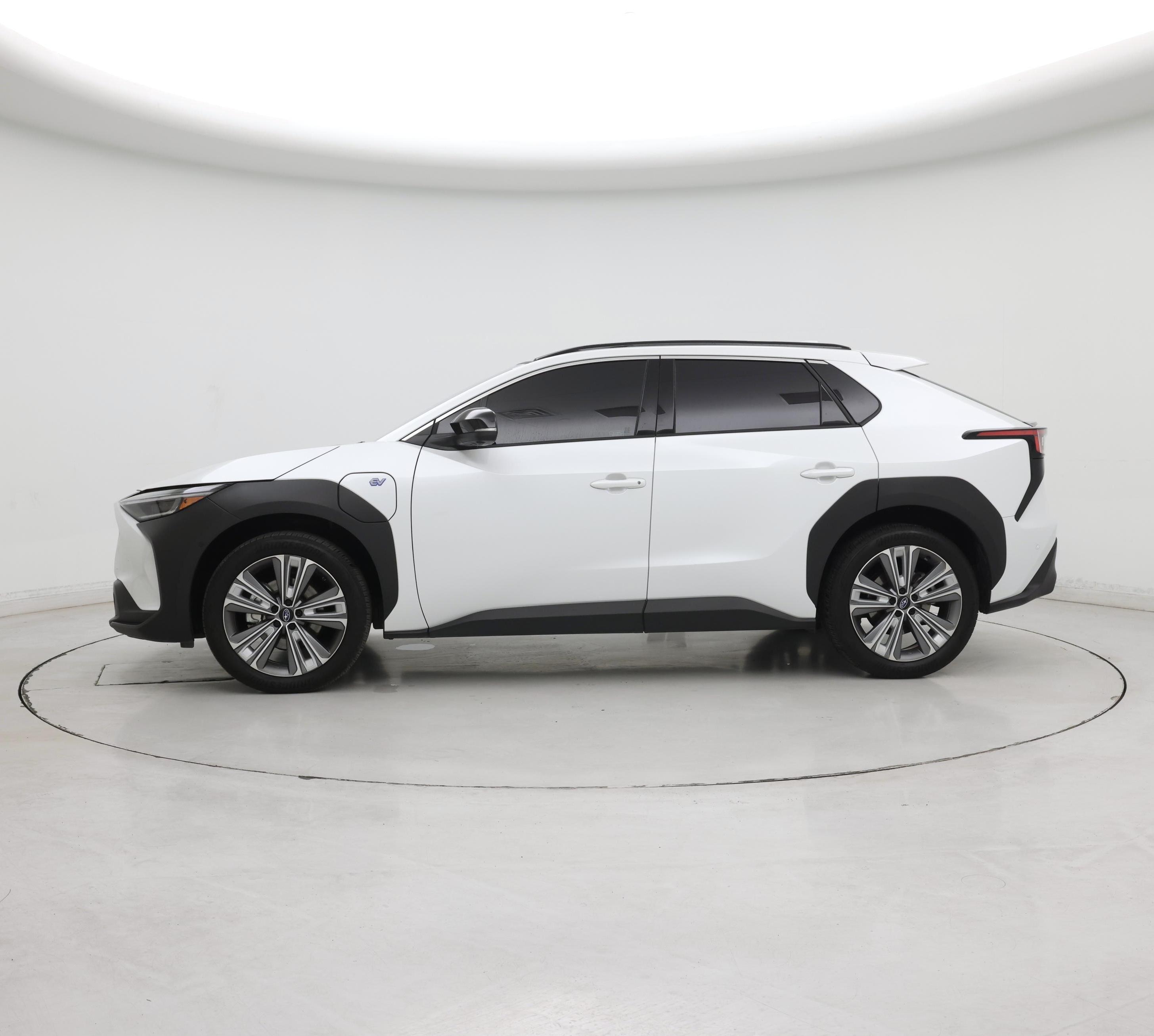 Thumbnail: 2024 Subaru Solterra - 3