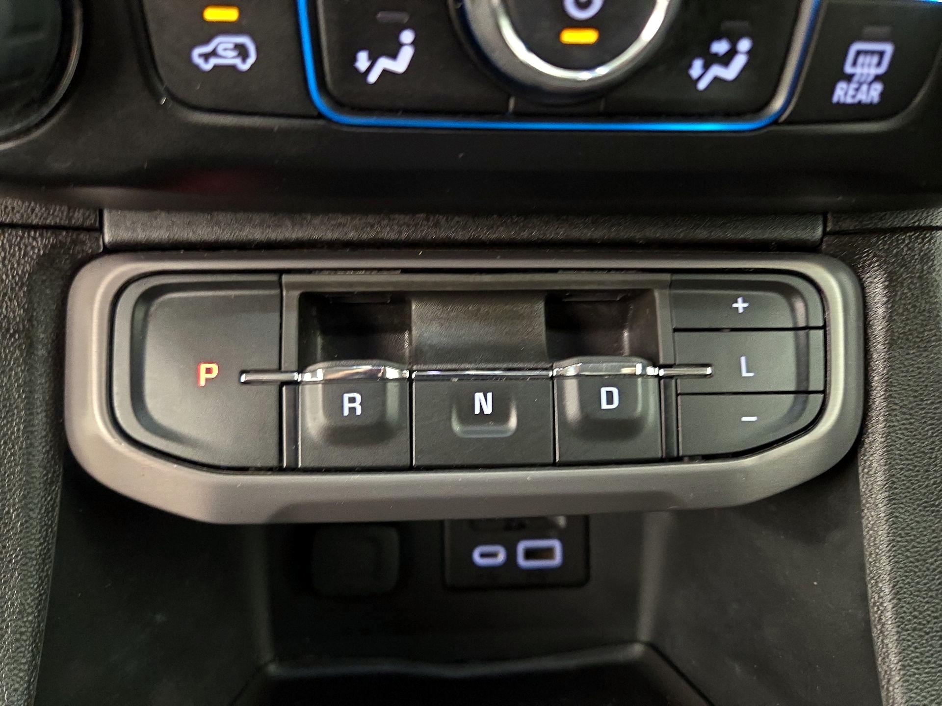 Thumbnail: 2023 GMC Acadia - 17