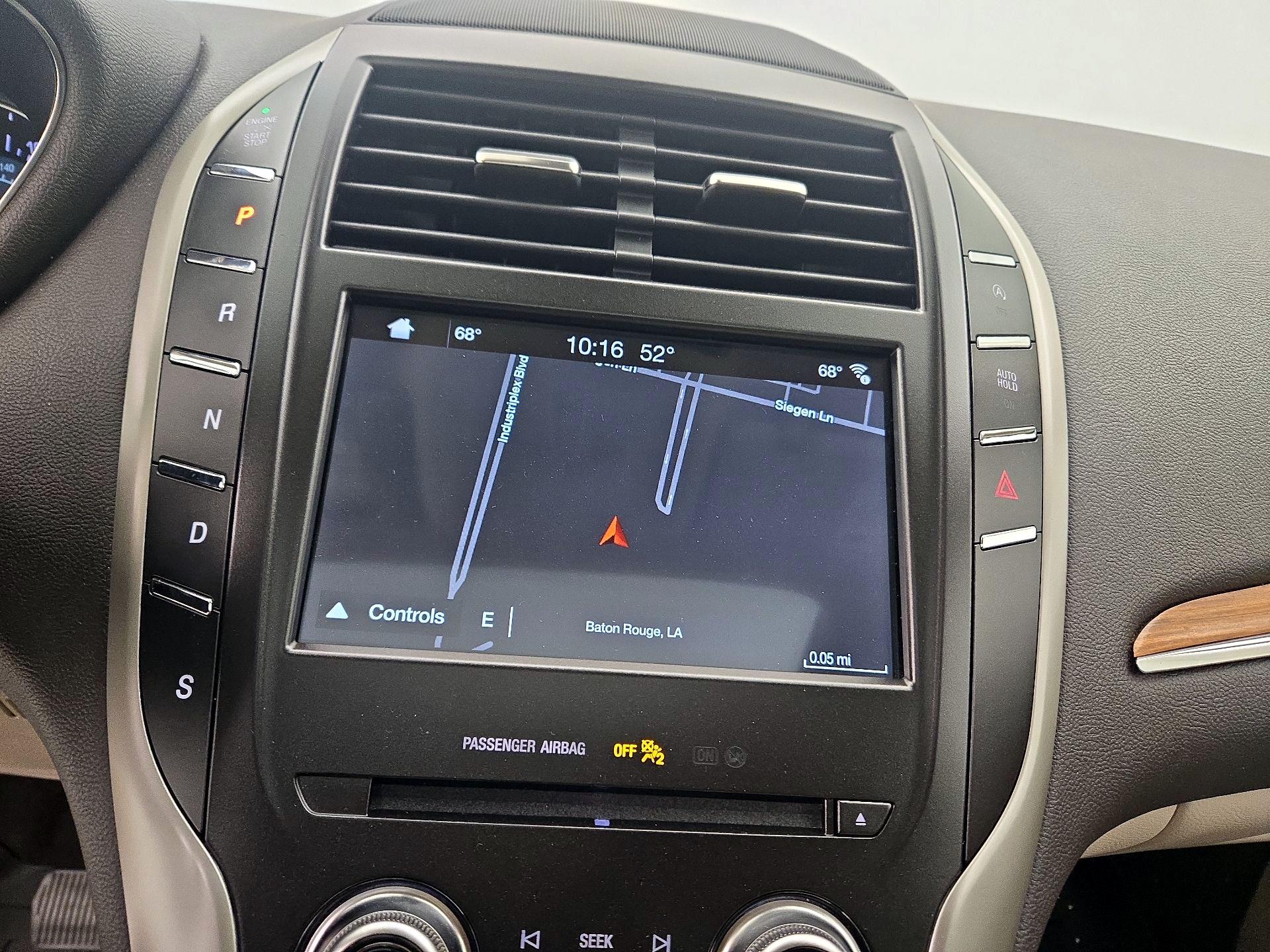 Thumbnail: 2019 Lincoln MKC - 16