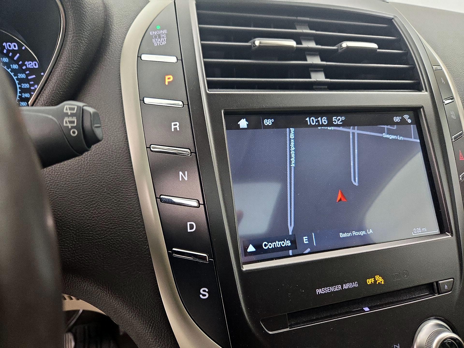 Thumbnail: 2019 Lincoln MKC - 18