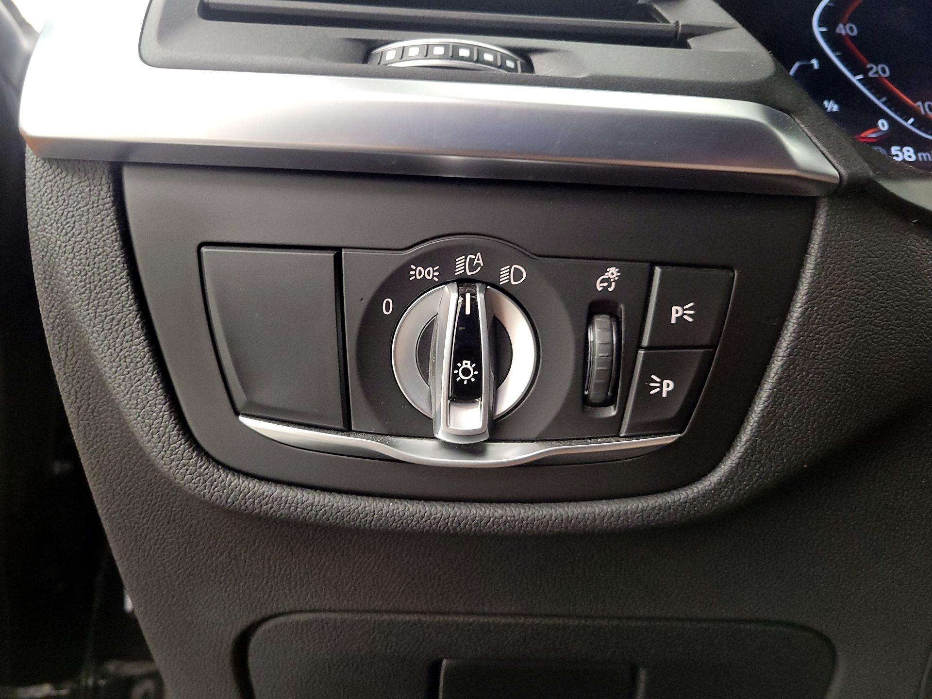 Thumbnail: 2024 BMW X4 - 11