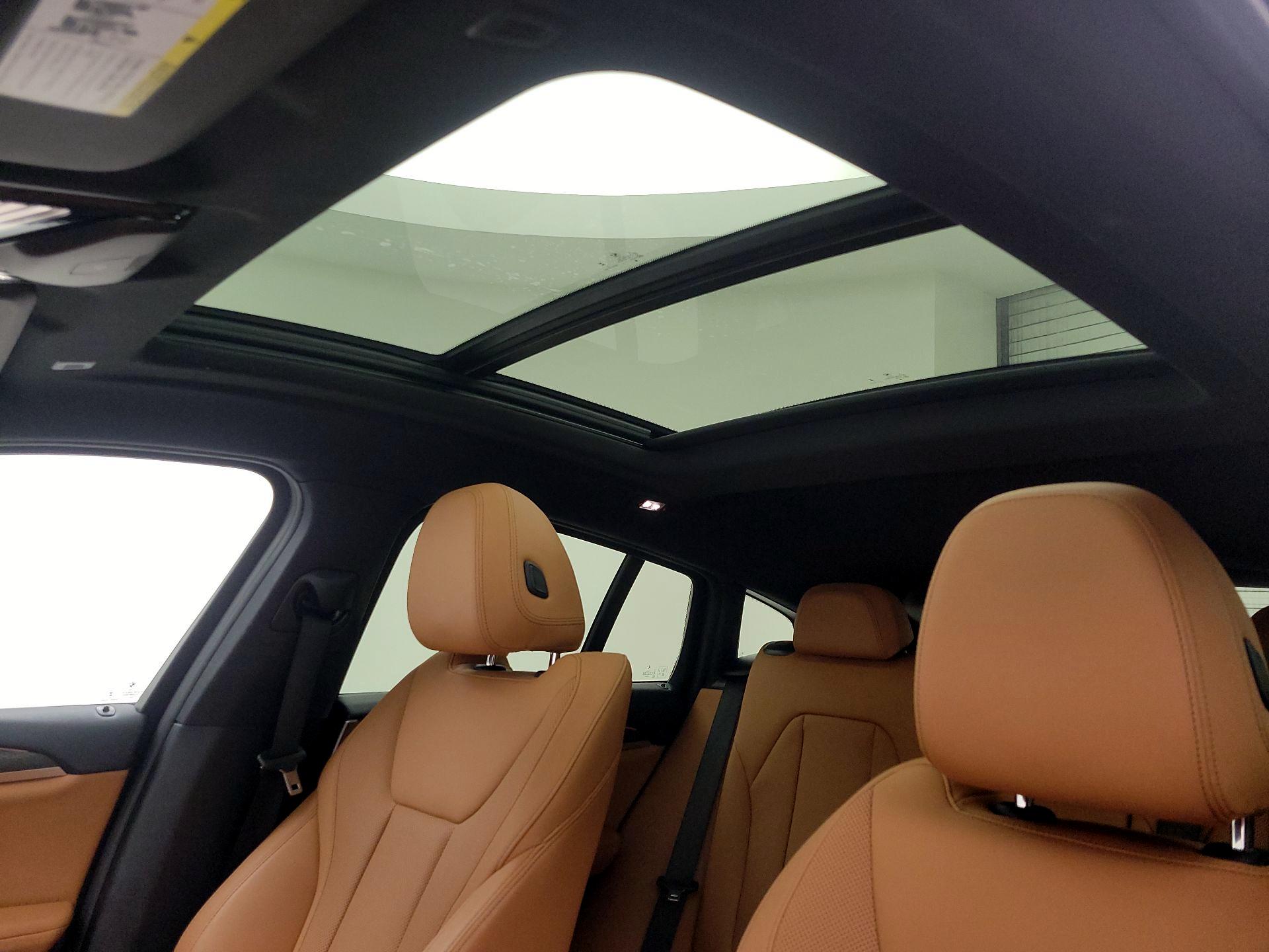 Thumbnail: 2024 BMW X4 - 18