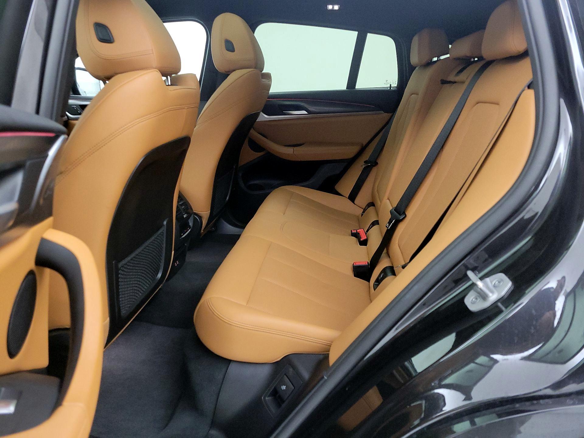 Thumbnail: 2024 BMW X4 - 19