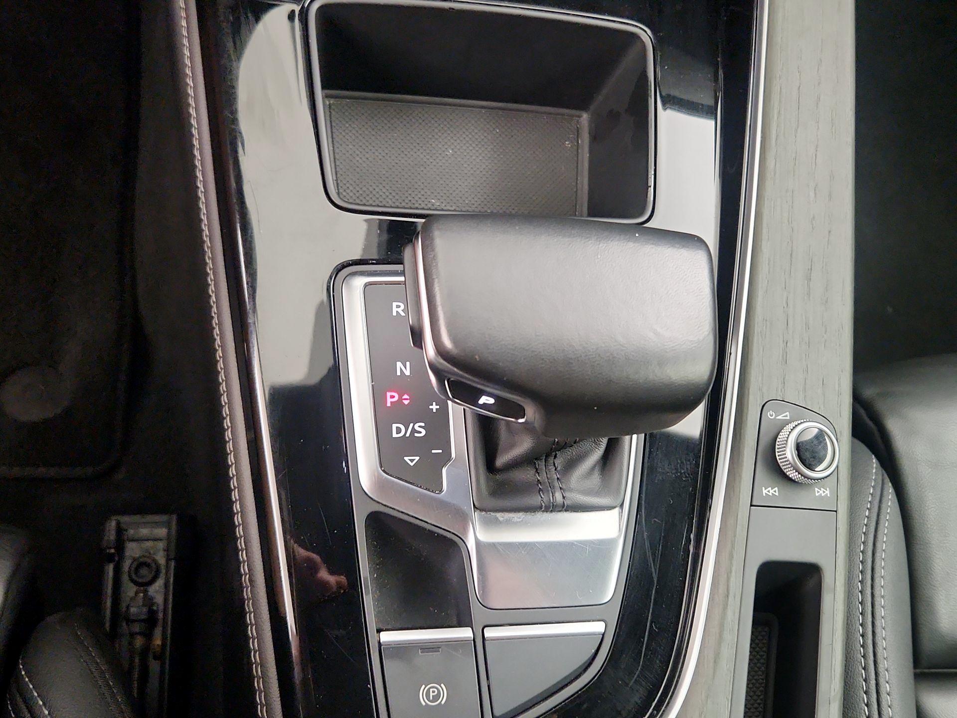 Thumbnail: 2024 Audi A4 - 17