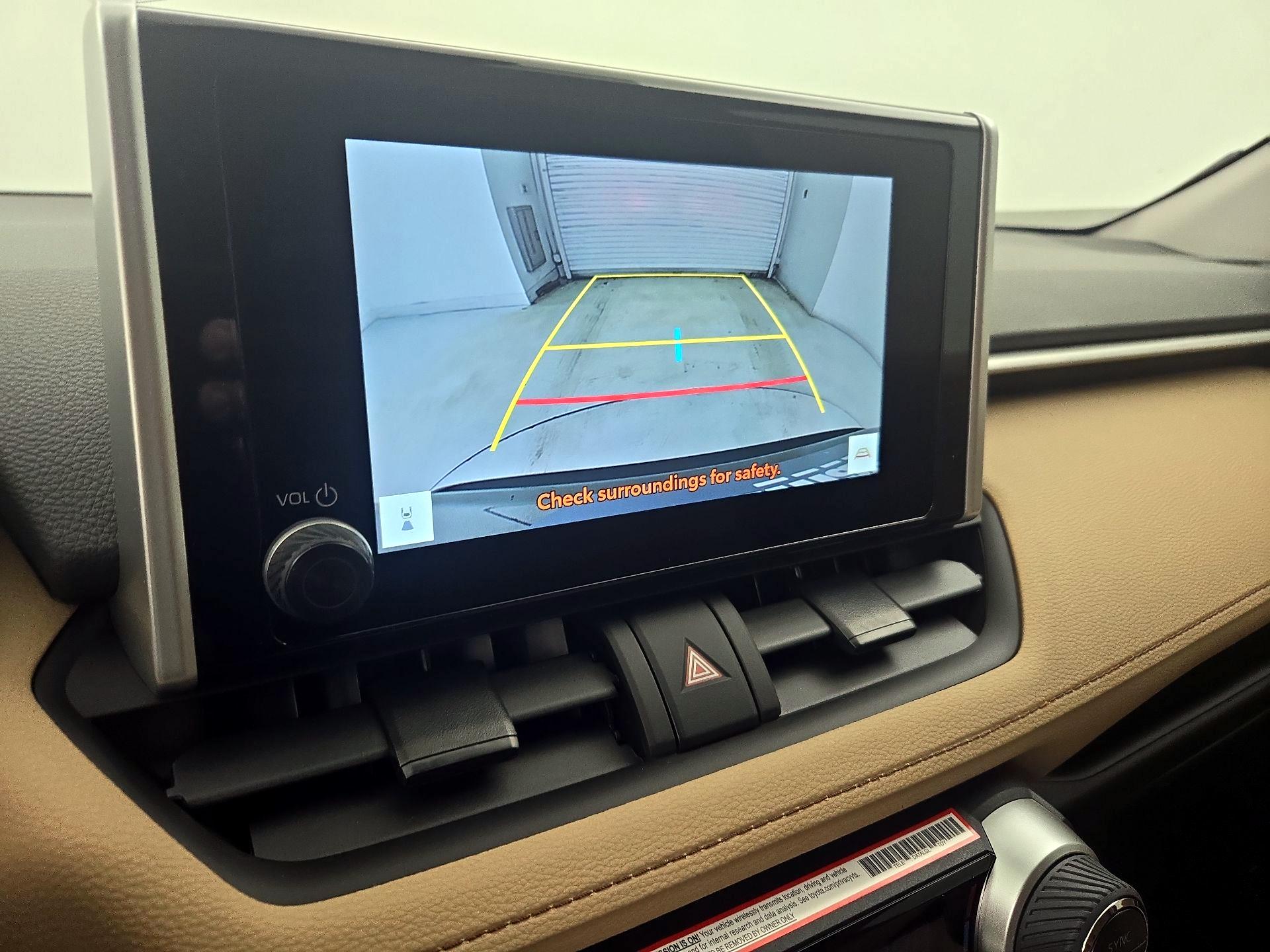 Thumbnail: 2025 Toyota RAV4 - 14