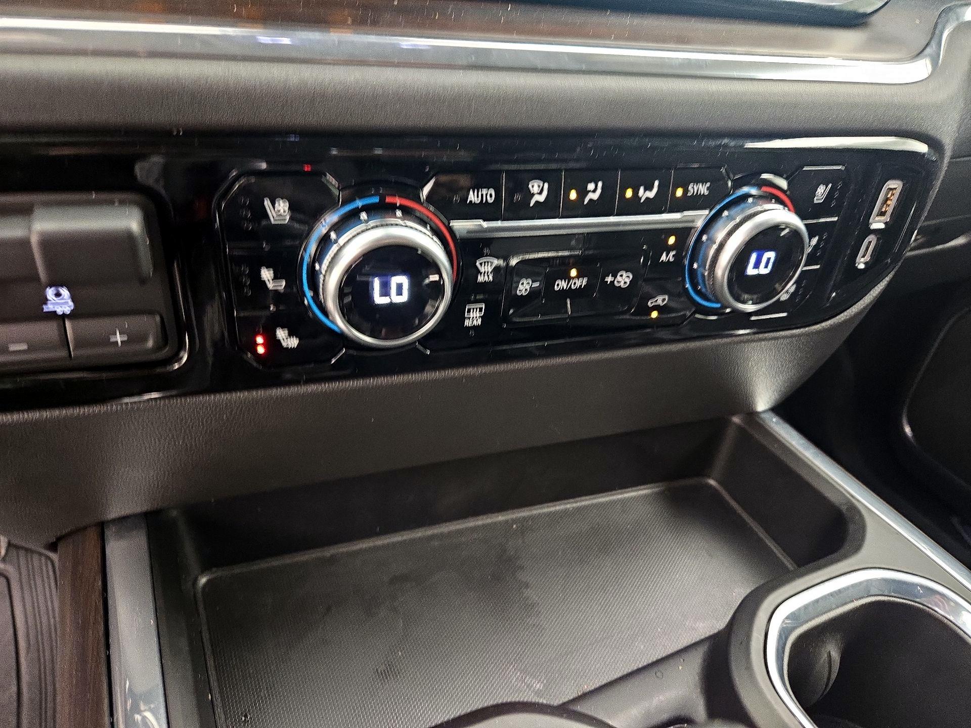 Thumbnail: 2024 GMC Sierra 1500 - 16