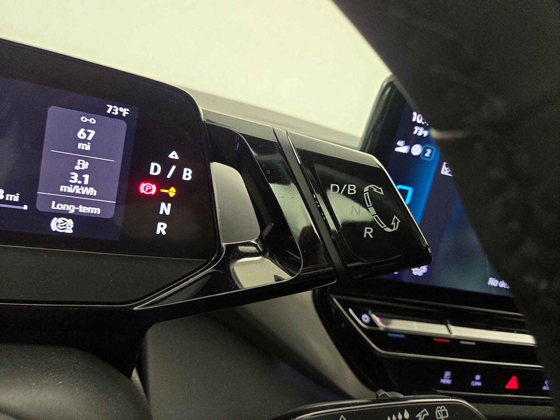 Thumbnail: 2023 Volkswagen ID.4 - 18