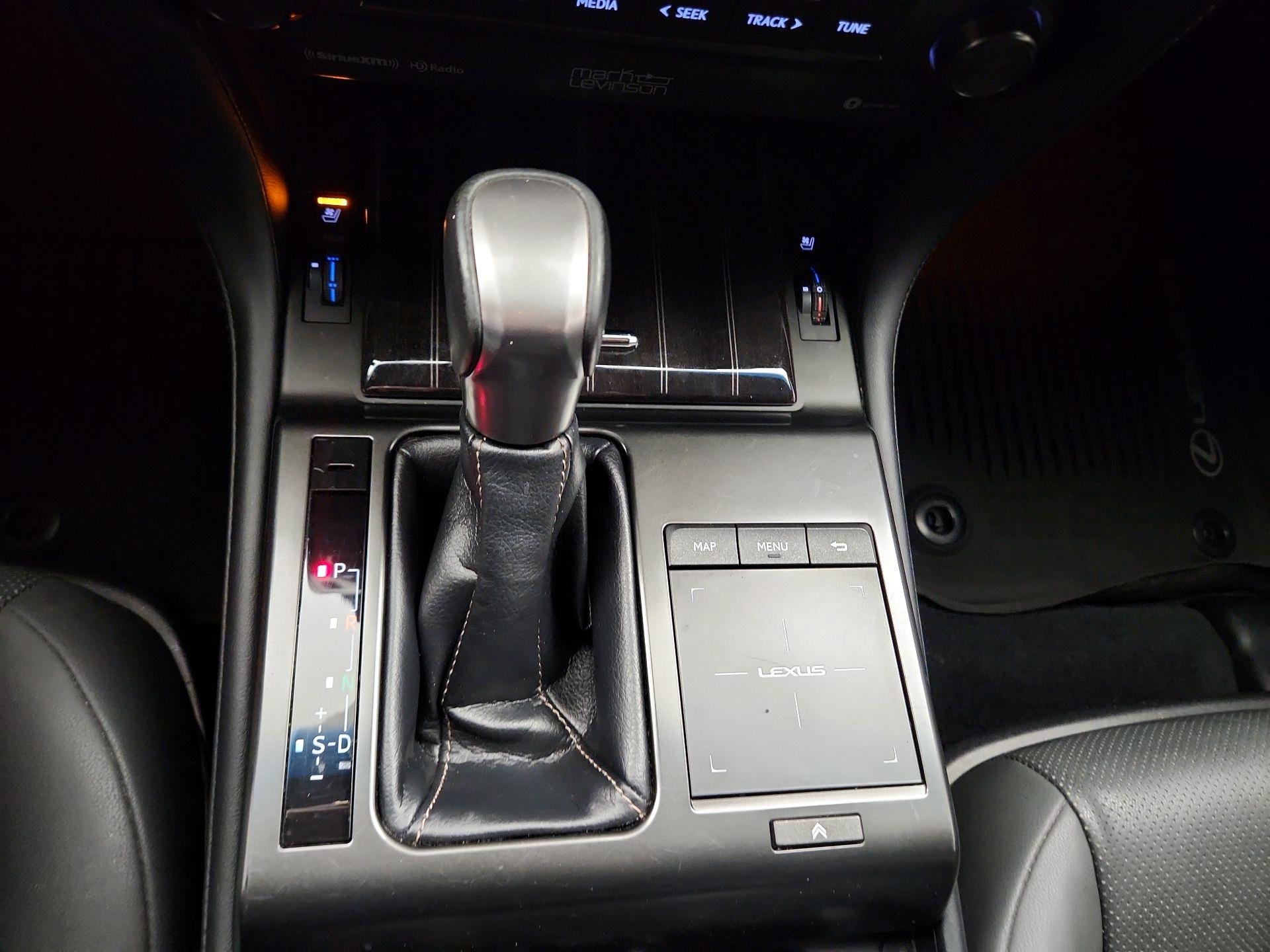 Thumbnail: 2023 Lexus GX - 18