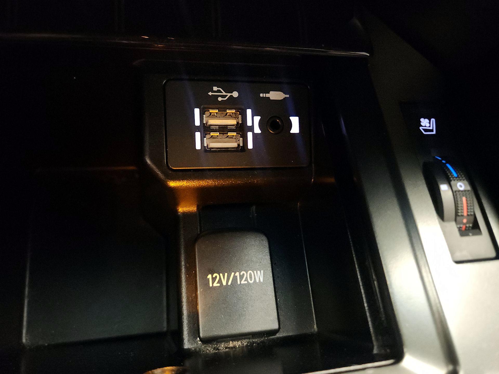 Thumbnail: 2023 Lexus GX - 19