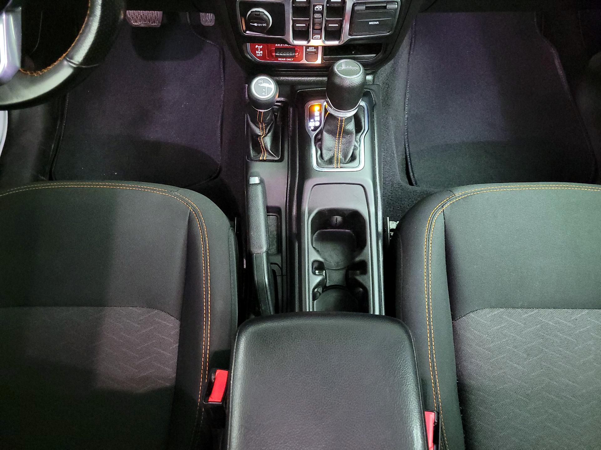 Thumbnail: 2023 Jeep Gladiator - 18