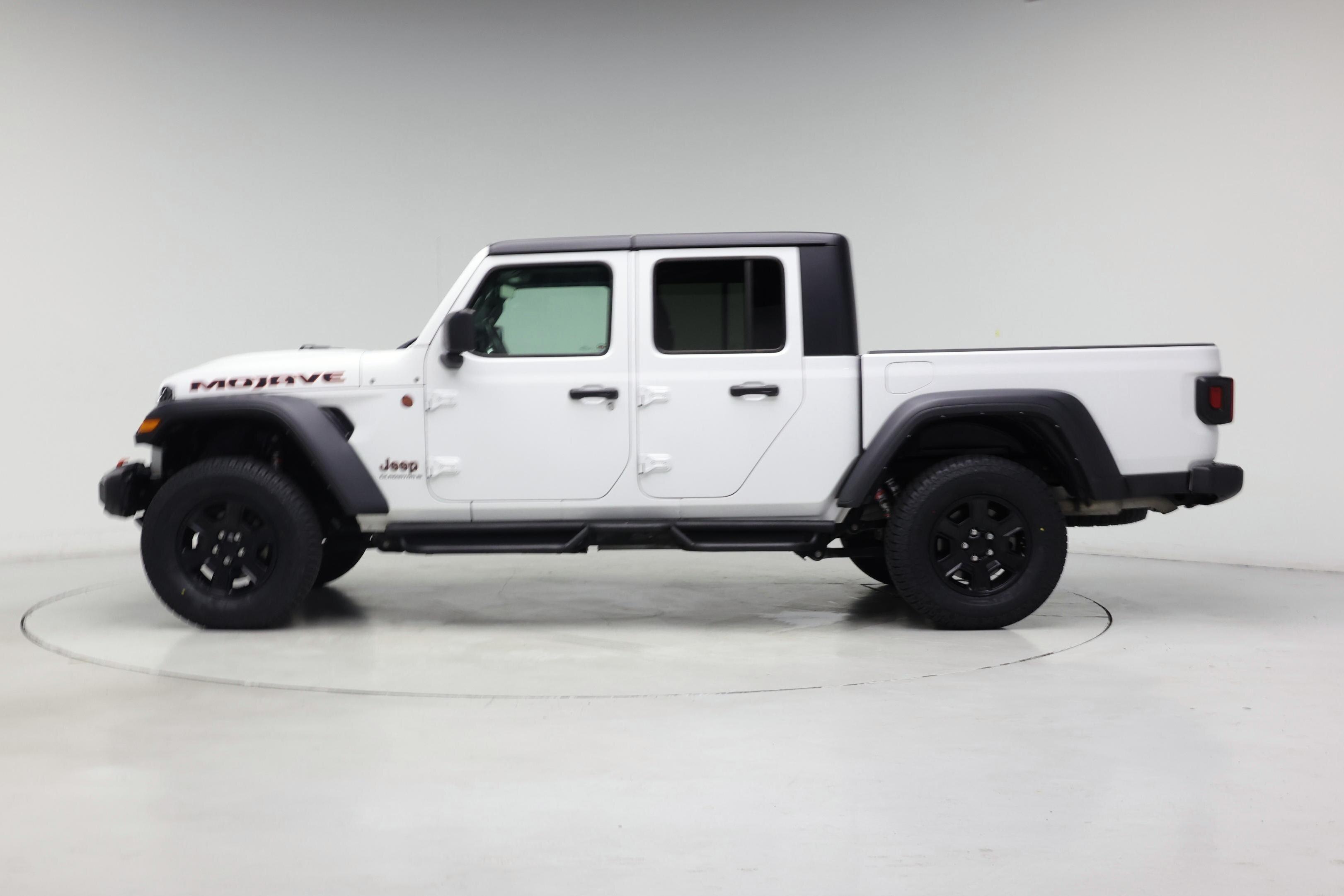 Thumbnail: 2023 Jeep Gladiator - 3