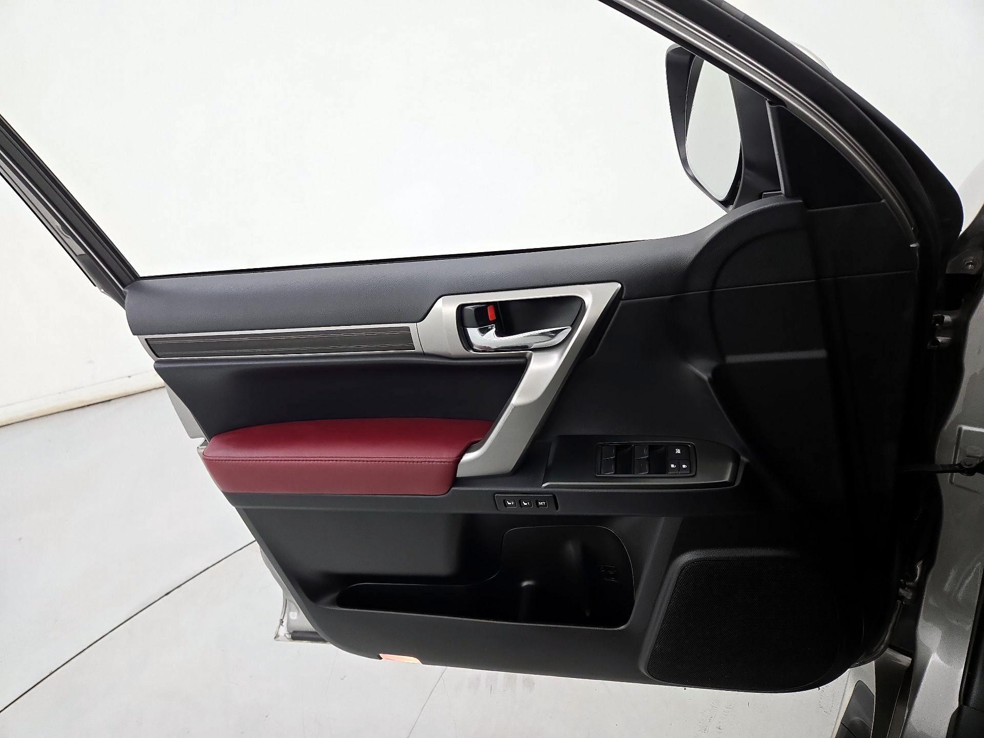 Thumbnail: 2023 Lexus GX - 12