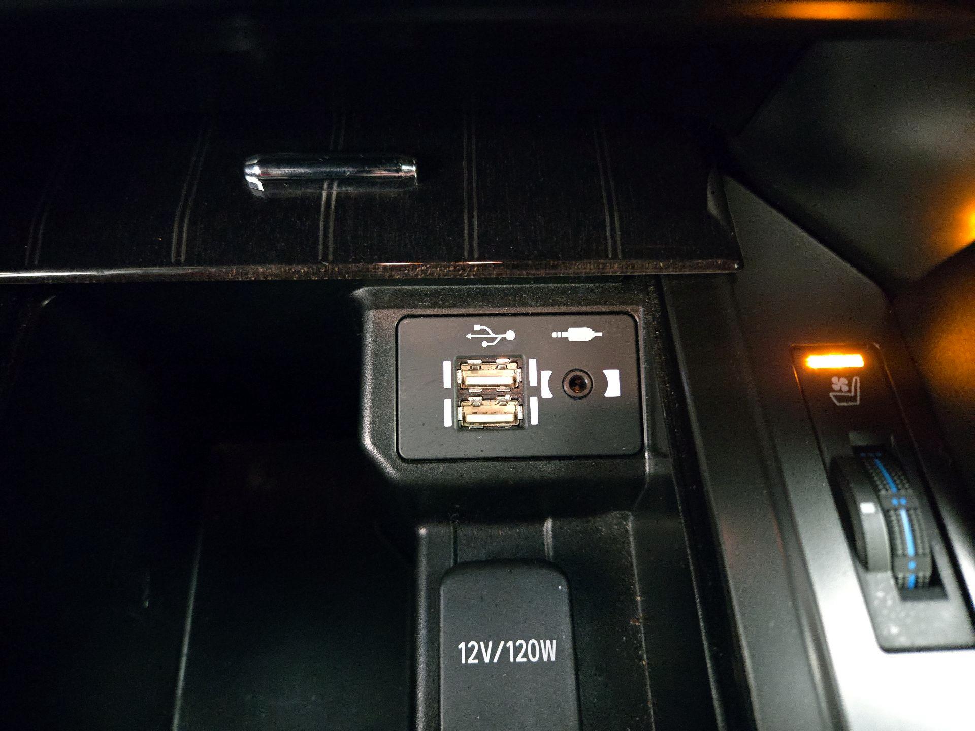 Thumbnail: 2023 Lexus GX - 19