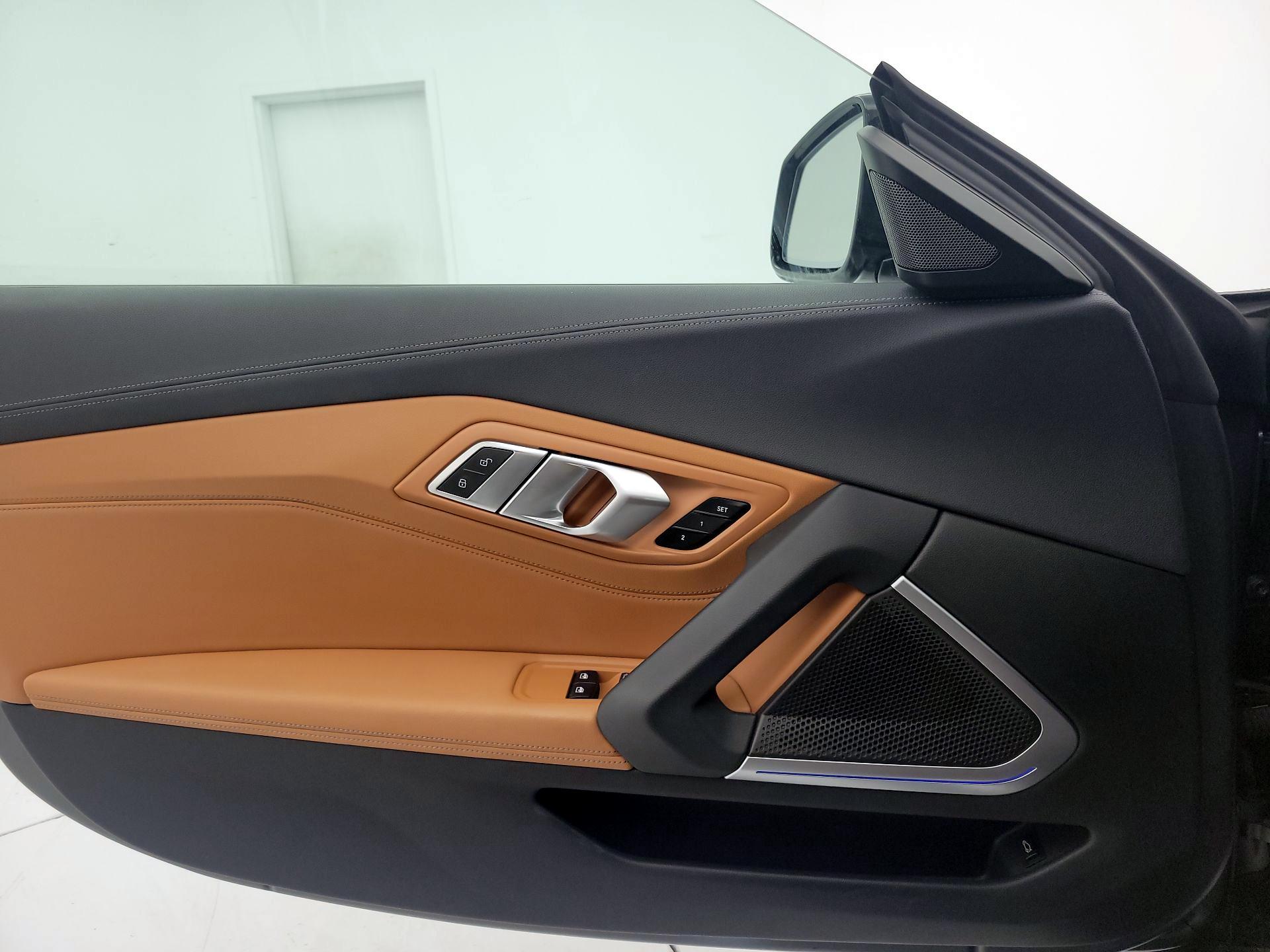 Thumbnail: 2022 BMW Z4 - 12