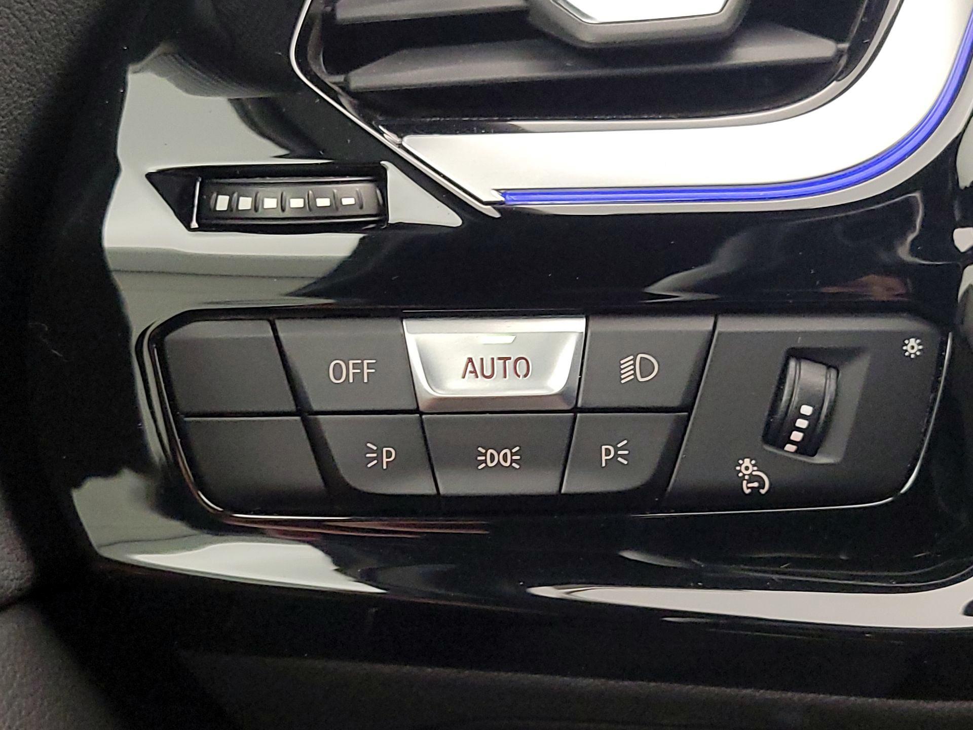 Thumbnail: 2022 BMW Z4 - 13