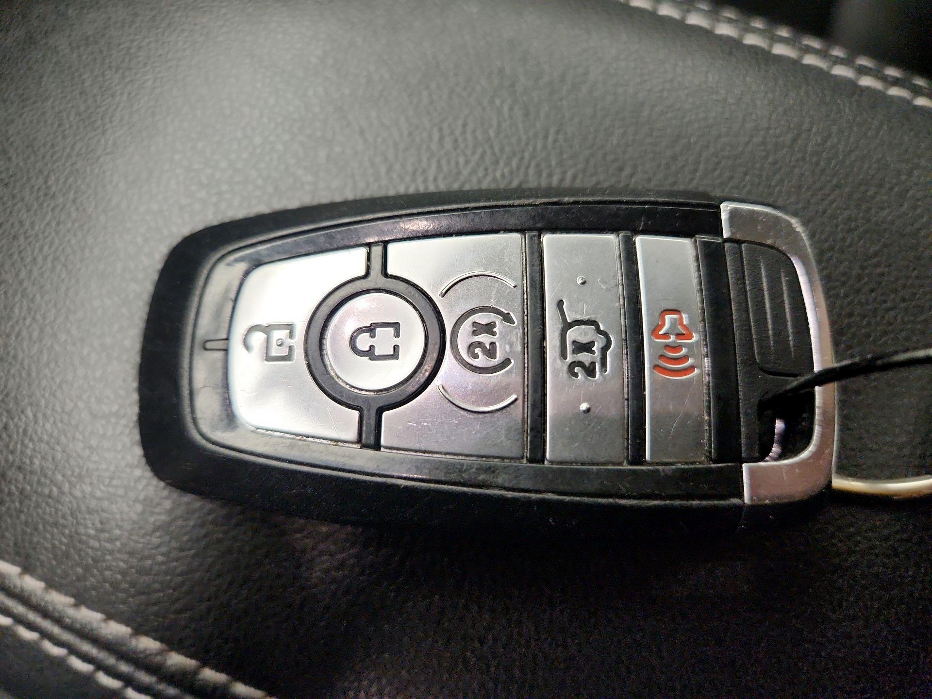 Thumbnail: 2022 Ford Escape - 18