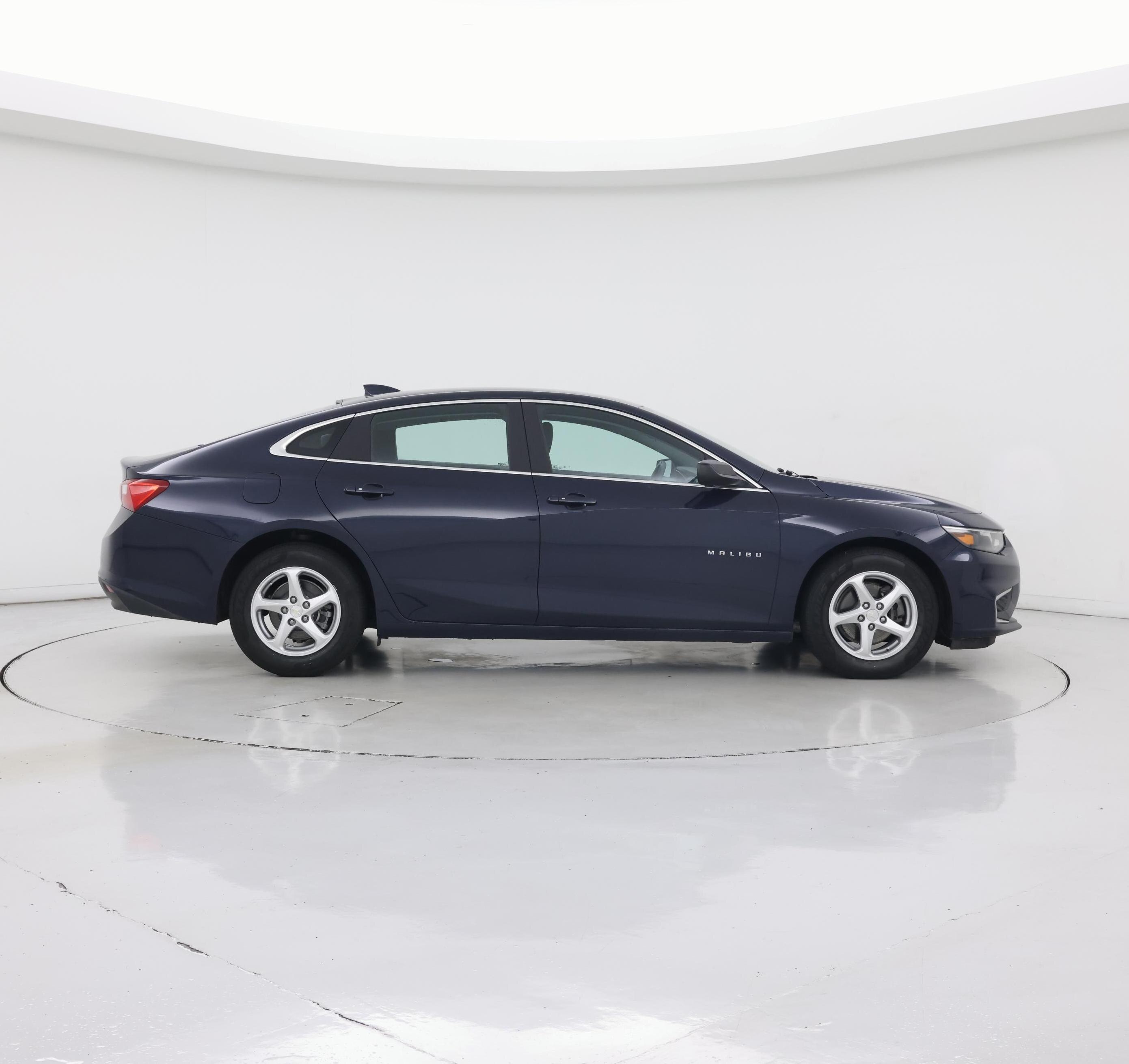 Thumbnail: 2018 Chevrolet Malibu - 7