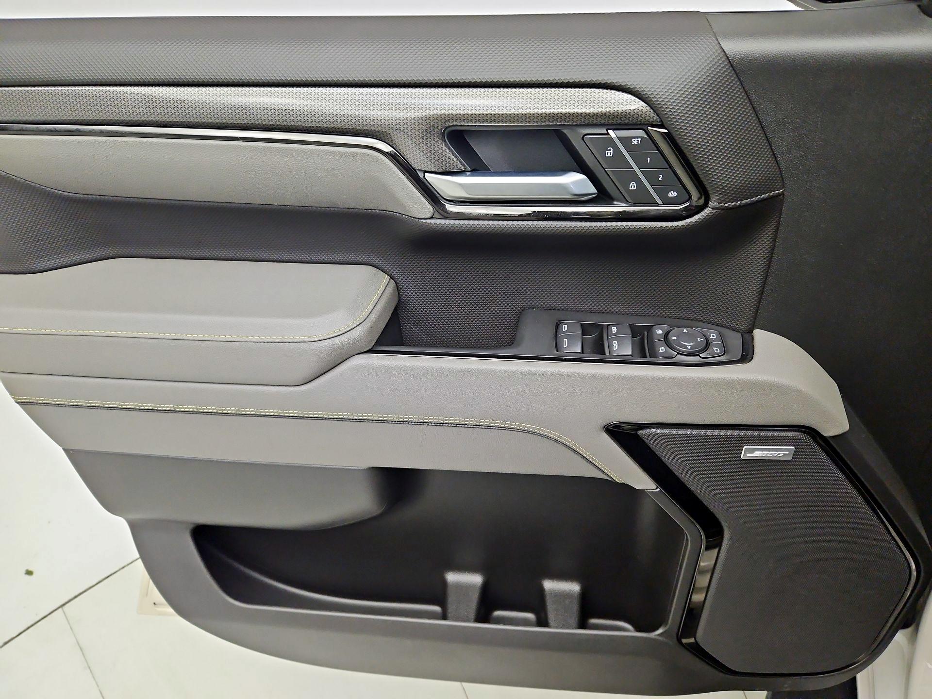 Thumbnail: 2026 Chevrolet Silverado 1500 - 12