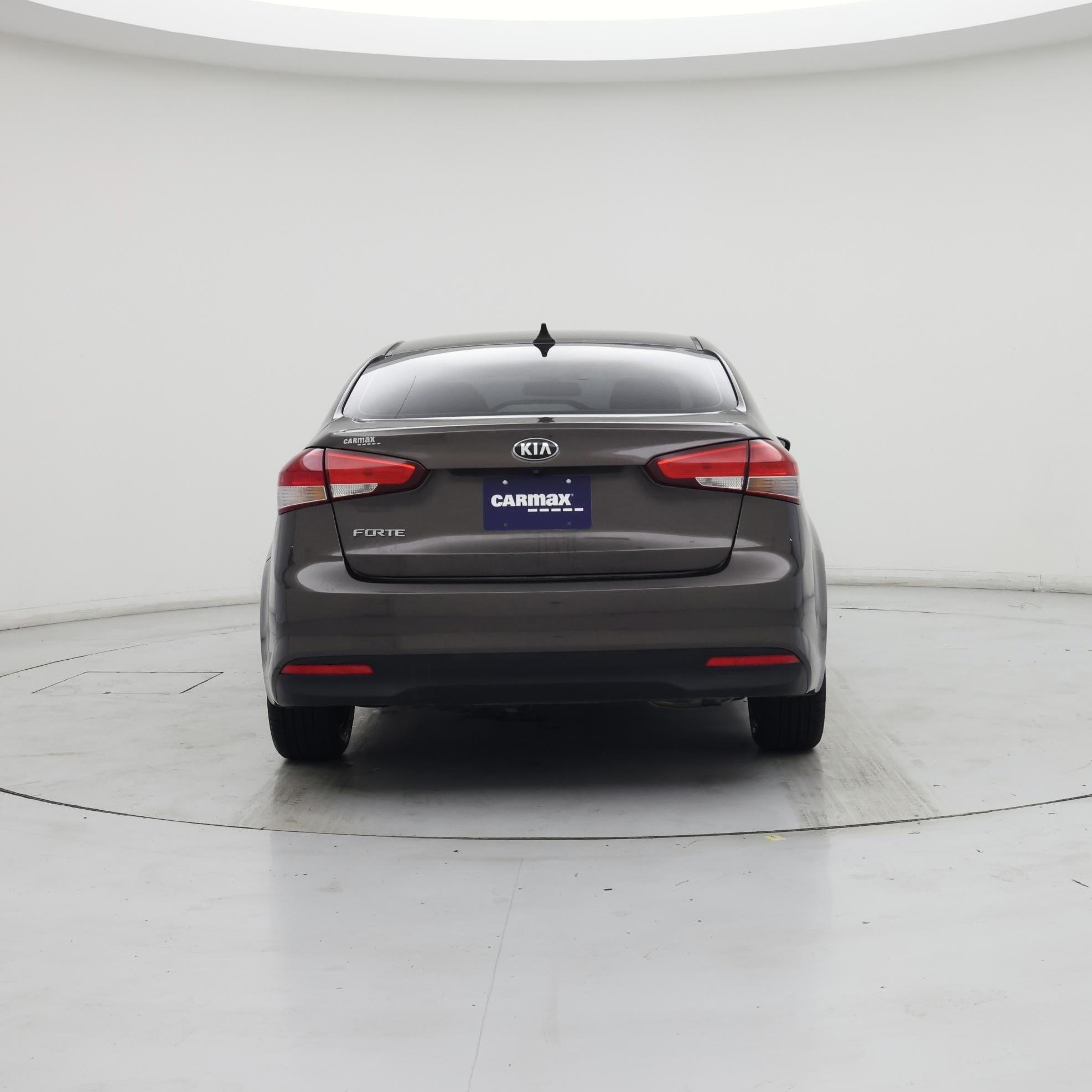 Thumbnail: 2018 Kia Forte - 6