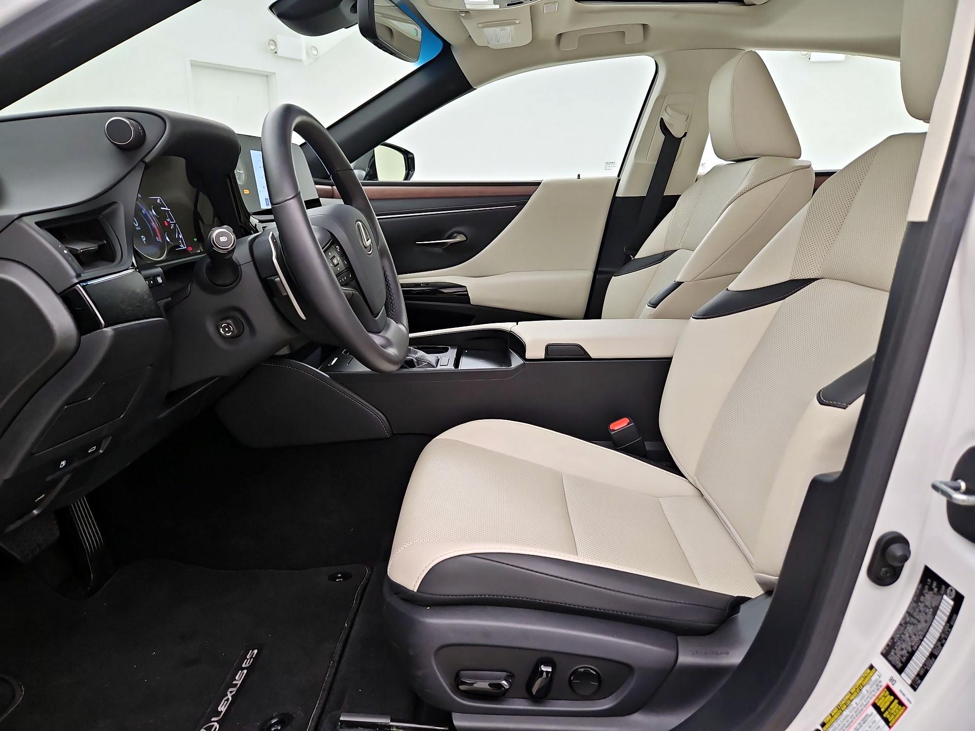 Thumbnail: 2025 Lexus ES - 11