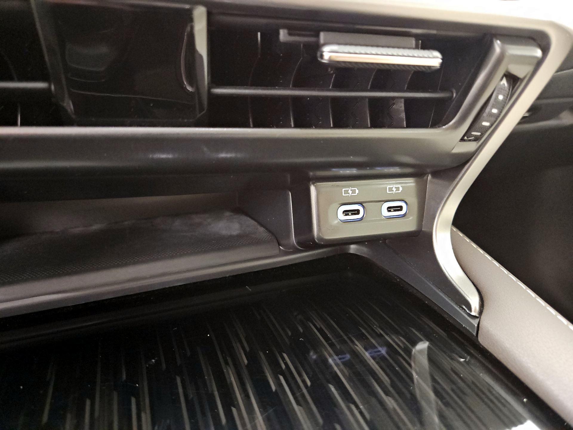 Thumbnail: 2024 Lexus RX - 18