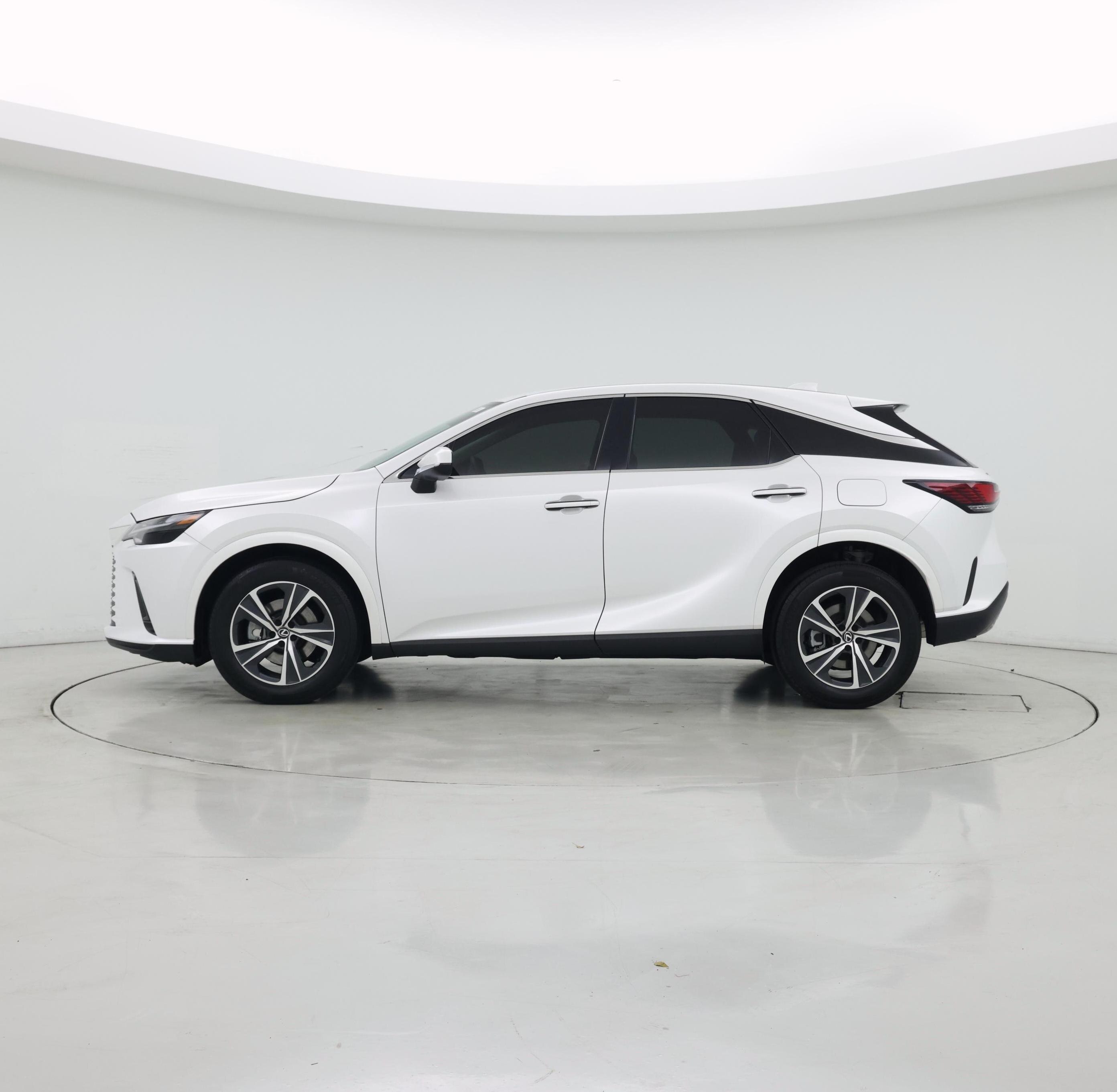 Thumbnail: 2024 Lexus RX - 3
